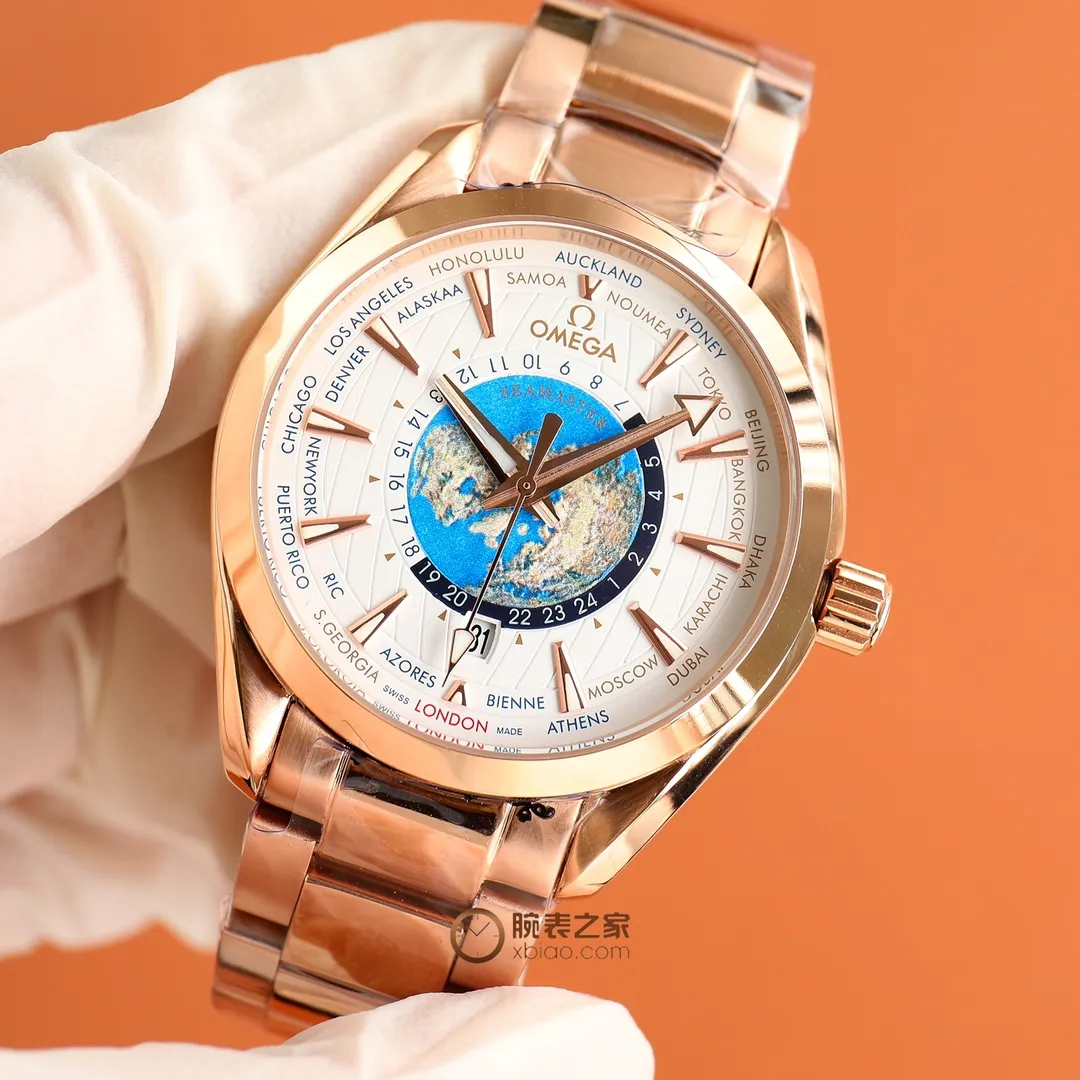 【Customized all-in-one machine】💰1720! The Omega Seamaster Aqua Terra world time watch has become popular all over the world since its launch! The new Aqua Terra world time watch launched this year continues the exquisite craftsmanship and exquisite details of the previous model, and incorporates more advanced watchmaking technology. For watch fans who are keen on watch design, every detail of this watch is made by a famous factory. It is made of Aqua Terra style stainless steel, polished and brushed. The blue rubber strap continues the consistent design style of the Aqua Terra series. Sales have always been leading - the 150-meter series - with the launch of a new single product - breaking through the theme again: [Classic hot model to create greater glory] Brand: Omega (distinguished quality) Return of the ultimate product) Hot model type: Fine men's watch (high quality) [Haima 150 series] 316 stainless steel strap: Material: Mineral super strong sapphire mirror (wear-resistant) embossed essence, vast and majestic, unique ingenuity, wrist treasure size: 40mm in diameter, 10mm thick, hot sale! Welcome to reprint🔥Top products, high quality products constantly🔥