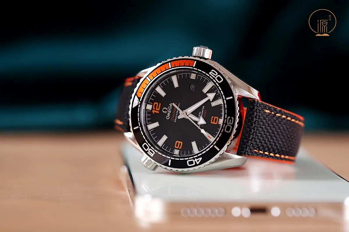 【Foreign trade import】💰1160! OMEGA - 🐻OMEGA Style: Seamaster Universe Ocean series replica one-to-one men's mechanical watch Size: 44mm13mm Movement: Fully automatic movement (GNT) Mirror: Blue light-coated glass Ring: Ceramic ring Material: 316 stainless steel case (Taiwan factory) Strap: Taiwan tape (surface canvas) Buckle: Original folding buckle (Please pay attention to the movement details and case details, which are not ordinary products in the market)