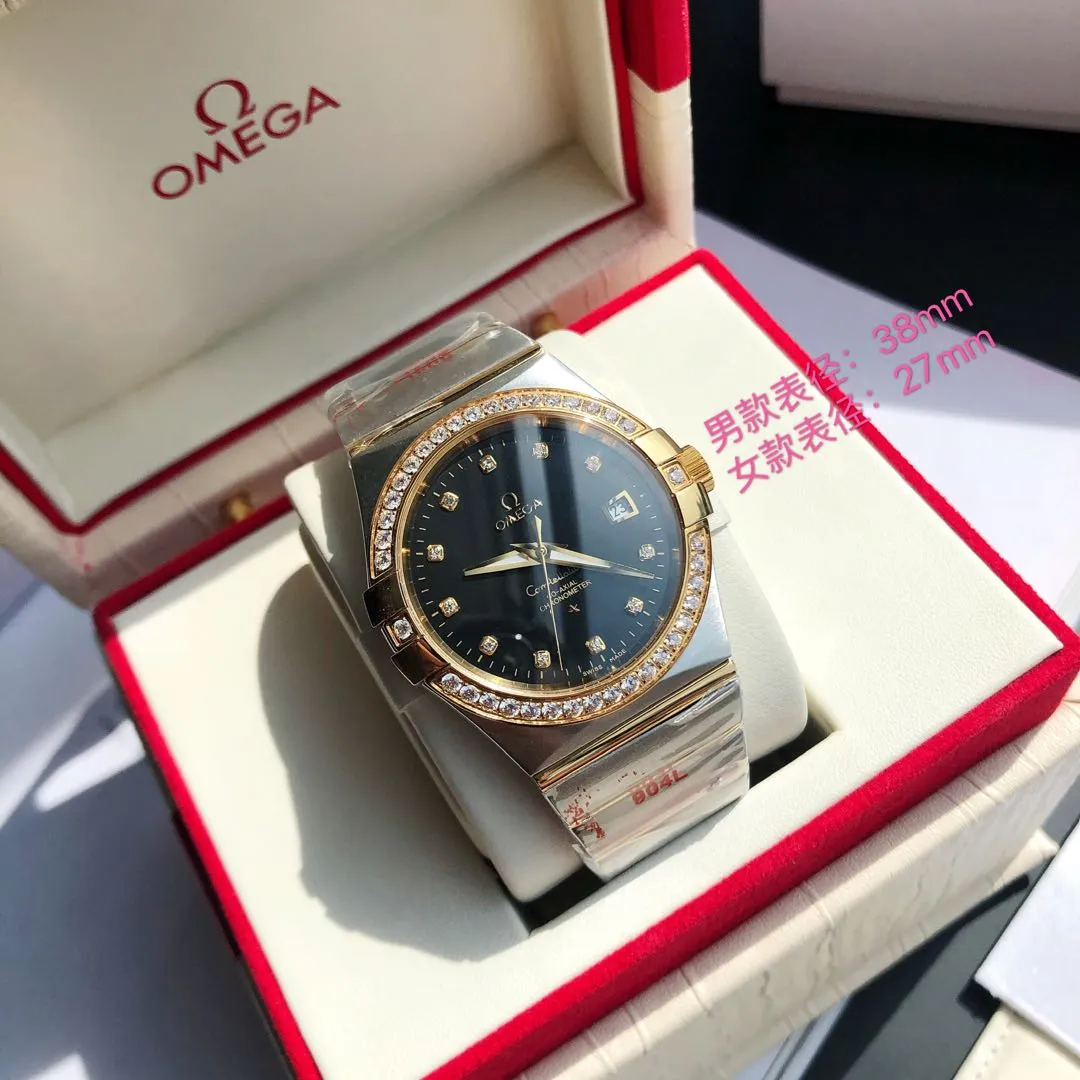 Constellation series couple watch. Men's size: 38/10.5mm. Women's size: 27/10.5mm [Annual masterpiece, classic hit] In 2020, GD produced another full series of high-quality products to fill the gap-Omega Constellation series fully automatic mechanical watch. It has been sharpened for ten years and never gives up! Another high-quality, ultra-affordable representative work produced by GD once again refreshes the "genuine appearance details, built-in new Citizen movement" [Movement] GD produces the entire network's exclusive replica Constellation series men's watch equipped with 💯 The new Citizen 8215 automatic mechanical movement, and the women's watch is equipped with 💯 The new Citizen 6T51 automatic mechanical movement, exclusive correction of the 8501 original automatic hammer, the kinetic energy of the movement is durable, and the travel time is accurate, ⭕️ Reworked [Case] 💯 Super waterproof, you can swim with confidence 🚰 316L stainless steel case, CNC cutting process for the same material bracelet, perfect shell shape and joints, replica craftsmanship, the thinnest workmanship of the same level of movement‼ ️ Equipped with a high-quality Swarovski crystal diamond ring (not an ordinary pickaxe stone), it is colorful under the sun [Details] The original strips and diamond sides are optional, and the original ones are all the same color. The bracelet is equipped with the only original folding clasp in its class, and the sapphire anti-scratch glass mirror reads clearly [Inventory] 1000+ in the whole series, long-term replenishment supply ⚠️Please look for the exclusive quality of GD products