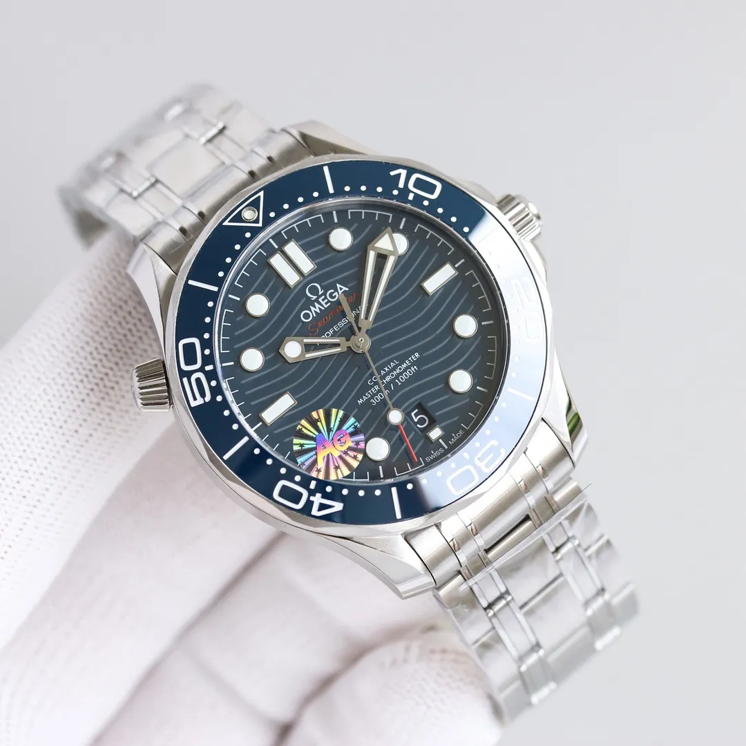 【Top replica】💰4500! 💎 AG’s highest version! The latest upgraded version of OMEGA SEAMASTER Planet Ocean 300m 300m Coaxial Master Chronometer 42mm 42mm Diving Watch 210.30.42.20.01.001 Stainless steel brushed case is partially polished. The bezel is made of black ceramic and is decorated with a white enamel diving scale. The scale of the word circle is not easy to wear and fade. The ratchet countdown bezel rotates counterclockwise in one direction. Dome-shaped sapphire mirror coated with anti-glare film Polished black ceramic dial, laser engraved ripple pattern, with a calendar window at 6 o'clock, the hollow hands and embossed hour scales are rhodium-plated and covered with Super-LumiNova luminous coating, blue and green two-color luminous, green luminous minute hand display with green luminous dot on the bezel for diving oxygen countdown, multiple waterproof screw-in crown, can be worn for real sea diving, conical shaped helium exhaust valve, corrugated edge design is transparent The beautiful movement of the movement is clearly visible on the back of the watch, replica of the 8800 movement, ⚠️ detailed double T shock absorber, brushed steel strap, the strap is disassembled with screws on both sides like the original, independent fixed rod design strap in the middle, double folding snap buckle, with push-button fine-tuning extension, can be opened and extended to wear on the surface of the diving suit when diving, comes with NATO gray and black nylon strap, which can be easily replaced to switch different wearing styles, watch diameter 42mm Real shots of shipment