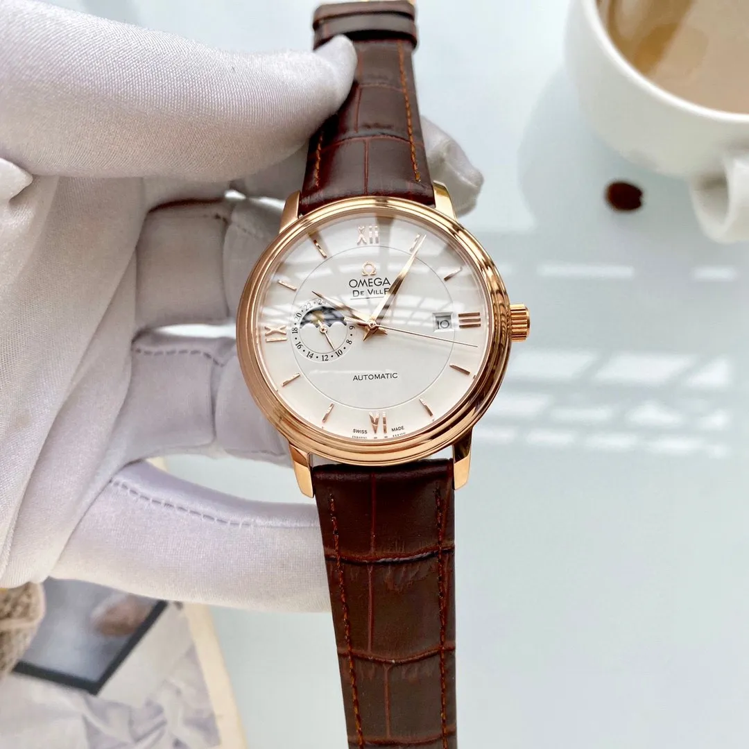 【Foreign trade import】💰1240! Omega (top quality, outstanding debut) 🎉🎉 [Type]: Boutique men's watch (top) exquisite quality [Strap]: Genuine leather strap (durable) [Movement]: Top mechanical movement (stable) [Material]: Mineral super strong mirror (wear-resistant) Exquisite quality Generous style Excellent temperament Wisdom and exclusivity [Size]: 39mm diameter and 12mm thick Hot sale on the market! Welcome to reprint!