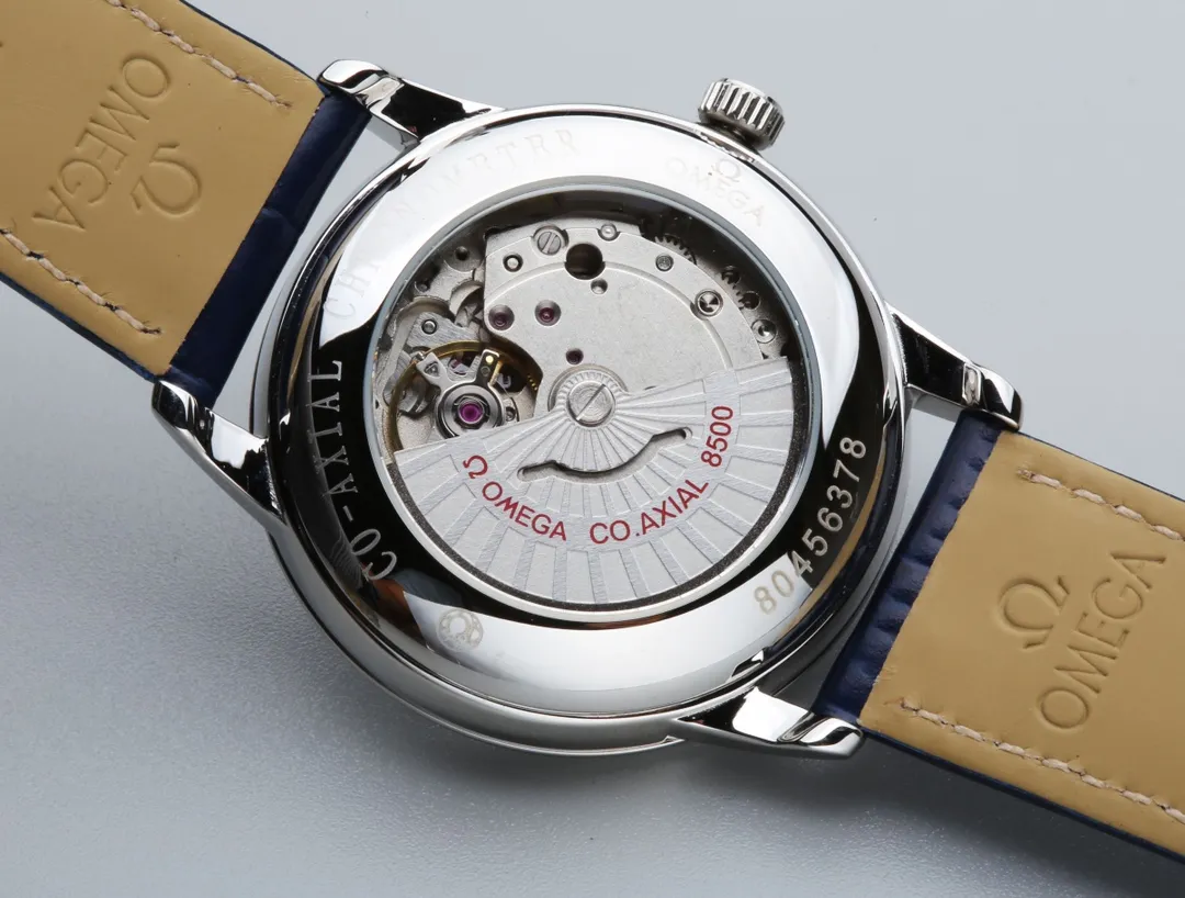 High-end replica 💰1160! TW Taiwan Factory💰1720! Omega Omega De Ville Series De VILLE Case: 316L stainless steel Strap: 316L stainless steel Glass: Double sapphire glass Movement: Original Citizen automatic mechanical 8215 movement, accurate, stable and durable Diameter: 39.5mm. Waterproof: 3ATM (focus on original new machines) Focus is an attitude...!