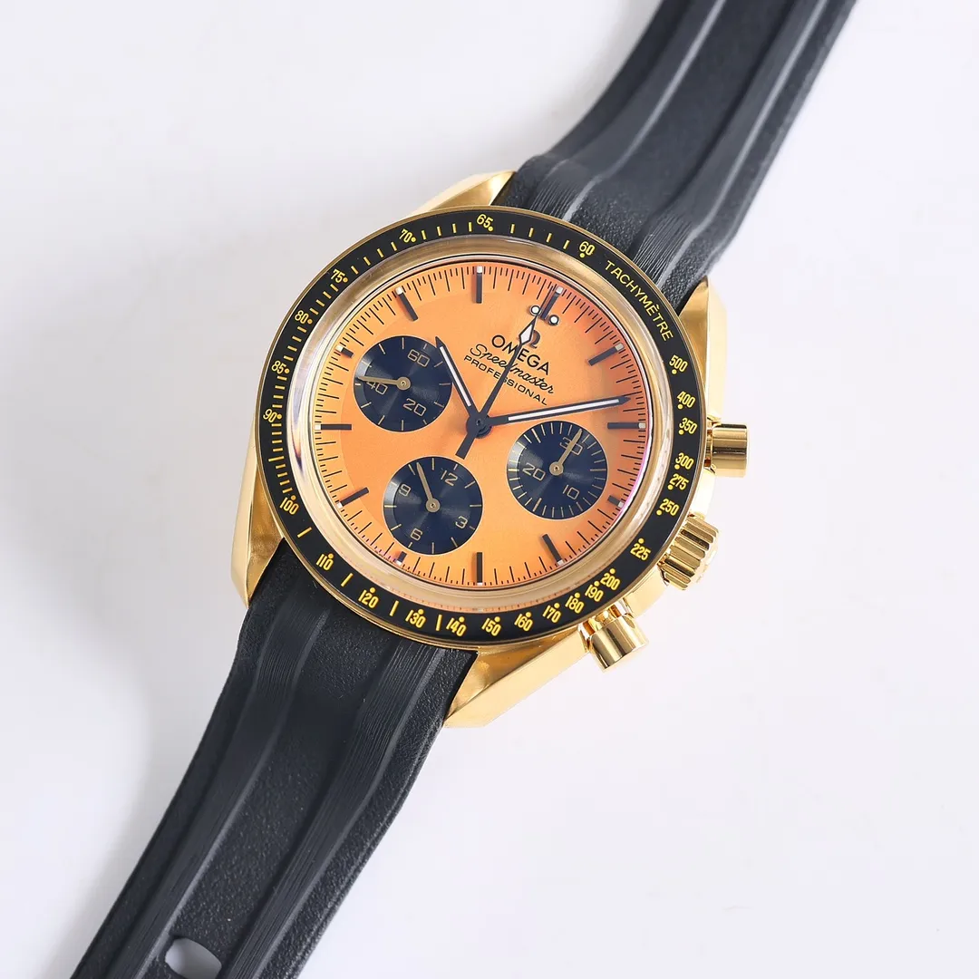 Omega Speedmaster 310.62.42.50.99.001 Gold Speedmaster OB2 is equipped with Omega's new generation 3861 manual chronograph movement, coaxial escapement, silicon hairspring, Master Chronometer certification, and high anti-magnetic. The design of this moon watch is inspired by the style of the fourth generation Speedmaster watch. The case diameter is 42 mm. The watch is equipped with an integrated black rubber strap and uses Moonshine Made of 18K gold, the color is elegant and timeless. It is equipped with a Moonshine 18K gold stepped dial, showing a sun-ray polished effect. The small dials and hour markers are blackened. The black ceramic bezel is decorated with a tachymeter scale made of OMEGA Ceragold technology, and has the iconic Dot Over Ninety of the early Speedmaster watch. It uses new materials to pay tribute to the Speedmaster’s glorious history of landing on the moon.