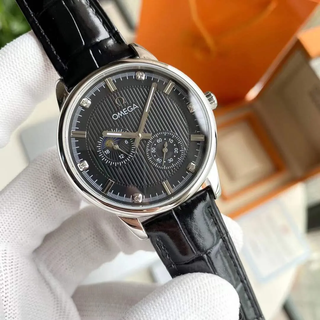 【Foreign trade import】💰1320! Omega-Omega ‼ ️Exquisite men's watch, exquisite craftsmanship, originality, noble atmosphere and gentleman style. Using fully automatic movement, (stable travel time) top 316 stainless steel case, imported calfskin strap, mineral super mirror, size 40.5*12🔥Top quality products are constantly produced🔥