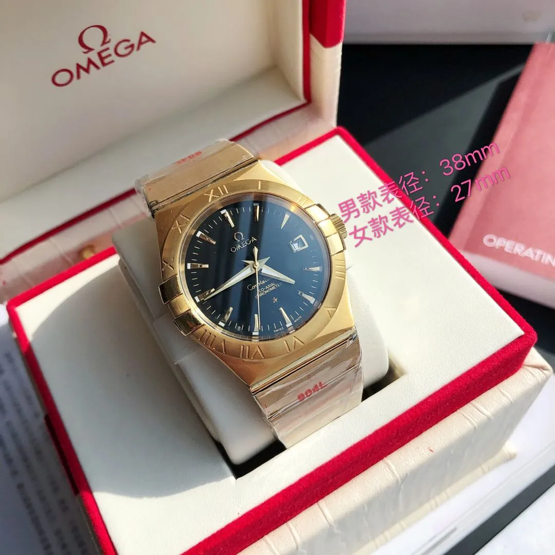 Constellation series couple watch. Men's size: 38/10.5mm. Women's size: 27/10.5mm [Annual masterpiece, classic hit] In 2020, GD produced another full series of high-quality products to fill the gap-Omega Constellation series fully automatic mechanical watch. It has been sharpened for ten years and never gives up! Another high-quality, ultra-affordable representative work produced by GD once again refreshes the "genuine appearance details, built-in new Citizen movement" [Movement] GD produces the entire network's exclusive replica Constellation series men's watch equipped with 💯 The new Citizen 8215 automatic mechanical movement, and the women's watch is equipped with 💯 The new Citizen 6T51 automatic mechanical movement, exclusive correction of the 8501 original automatic hammer, the kinetic energy of the movement is durable, and the travel time is accurate, ⭕️ Reworked [Case] 💯 Super waterproof, you can swim with confidence 🚰 316L stainless steel case, CNC cutting process for the same material bracelet, perfect shell shape and joints, replica craftsmanship, the thinnest workmanship of the same level of movement‼ ️ Equipped with a high-quality Swarovski crystal diamond ring (not an ordinary pickaxe stone), it is colorful under the sun [Details] The original strips and diamond sides are optional, and the original ones are all the same color. The bracelet is equipped with the only original folding clasp in its class, and the sapphire anti-scratch glass mirror reads clearly [Inventory] 1000+ in the whole series, long-term replenishment supply ⚠️Please look for the exclusive quality of GD products