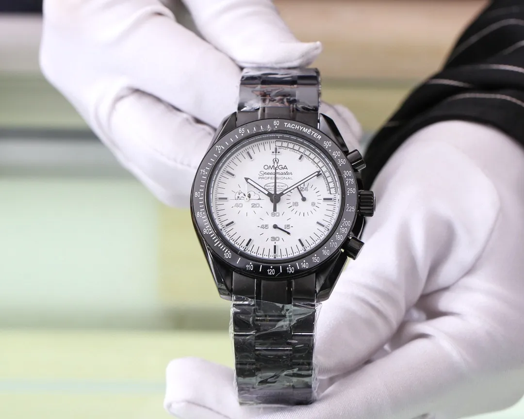 【Foreign trade import】💰1380! Omega (top quality, outstanding debut) 🎉🎉 [Type]: Boutique men's watch (top grade) exquisite [Strap]: 316L stainless steel strap (durable) [Movement]: Imported VK quartz movement (precise) [Material]: Mineral super strong mirror (wear-resistant) Exquisite quality Generous style Excellent temperament Wisdom and exclusivity [Size]: 42mm diameter, 12mm thick, hot sale on the market! Welcome to reprint!