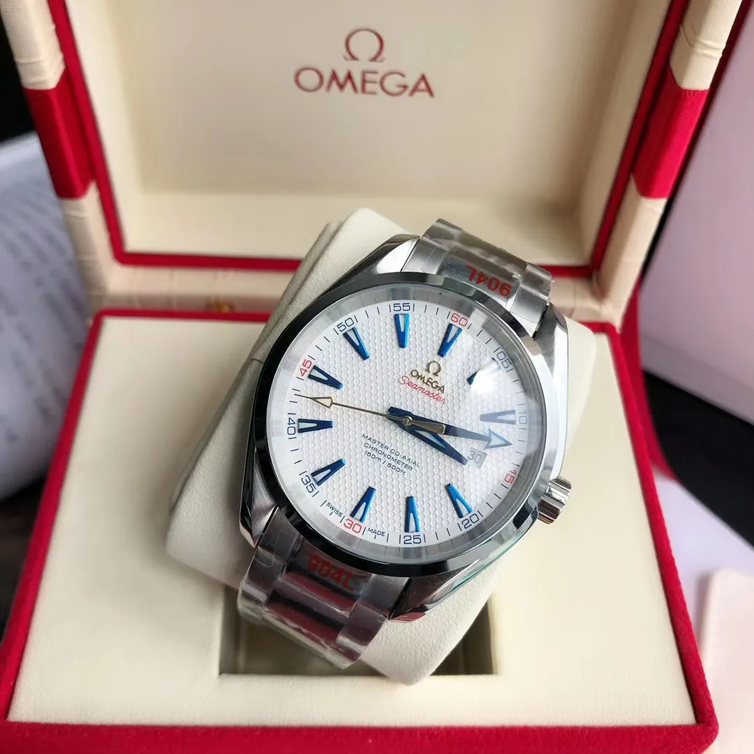 【Customized all-in-one machine】💰1720! Omega Seamaster 150-meter watch [Ocean charm, classic hot model] The classic and timeless design is very characteristic of the Omega brand [Movement] Equipped with the imported brand new Citizen 9015 all-in-one automatic mechanical movement, accurate and durable, highly recognized by watch friends [Case] 316L stainless steel case, modified and beautiful body, original consistent 41.5mm diameter, curved dial, depth waterproof to 200 meters [Bracelet] imported fine steel strap Equipped with the original folding clasp of the same material, the details are synchronized with the original product ⚠️Please look for the exclusive quality produced by GD