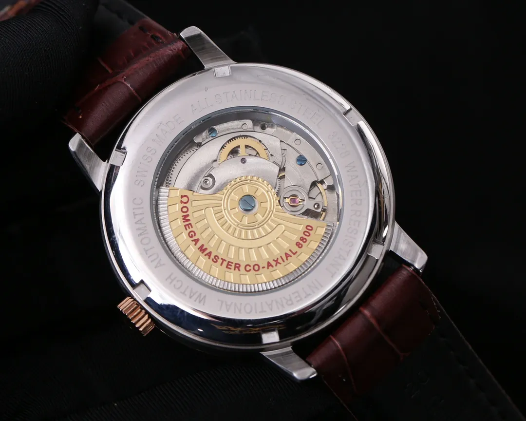 【Foreign trade import】💰1320! Omega (exquisite, wise work) values ​​quality Type: Exquisite men's watch (more excellent) Best design Strap: Genuine cowhide/316L stainless steel strap (more durable) Very popular Movement: Top mechanical movement (stable) Material: Mineral super strong mirror (wear-resistant) Real man's wise style Strong three-dimensional sense Special design Return with great reputation Size: 40mm diameter 12mm thick Smart launch! Welcome to reprint!