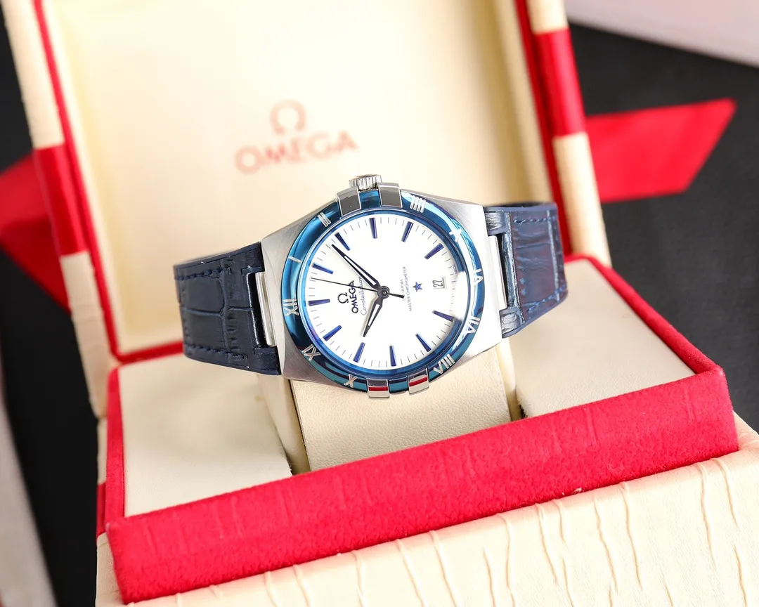 【High-end replica】💰1440! 【Customized all-in-one machine】💰1920! The fifth generation of OMEGA’s “Constellation Gents’” Constellation series still continues the classic star emblem and bezel claw elements, showing an elegant gentleman’s style. Size 39mm, equipped with 8900 fully automatic mechanical movement, sapphire mirror, made of German 316L stainless steel, top craftsmanship, original 1:1 replica and exclusive product! 🔥Top quality products with constant quality🔥
