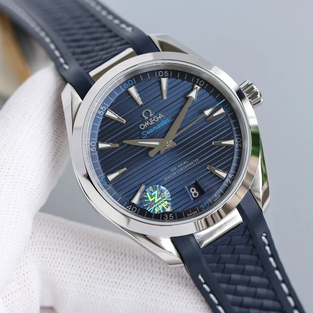 【High-end replica】💰1160! 【Top replica】💰2800! Omega Seamaster 150m Aqua Terra Observatory 41mm Blue Second Hand - Blue Surface: 1: Market exclusive natural tape, tape and steel tape can be freely selected. 2: Made of stainless steel, the horizontal “teak” dial is unique. 3: Screw-in embossed technology crown with new “cone-shaped” design, more convenient for debugging. 4: The sides are exquisitely brushed and polished, and the bottom cover has a new corrugated design. 5: Equipped with black balance wheel 2824 modified 8900 movement, two-way energy storage, accurate and reliable! 6: Upper and lower sapphire coated with AR glass, capable of everything from land to ocean!