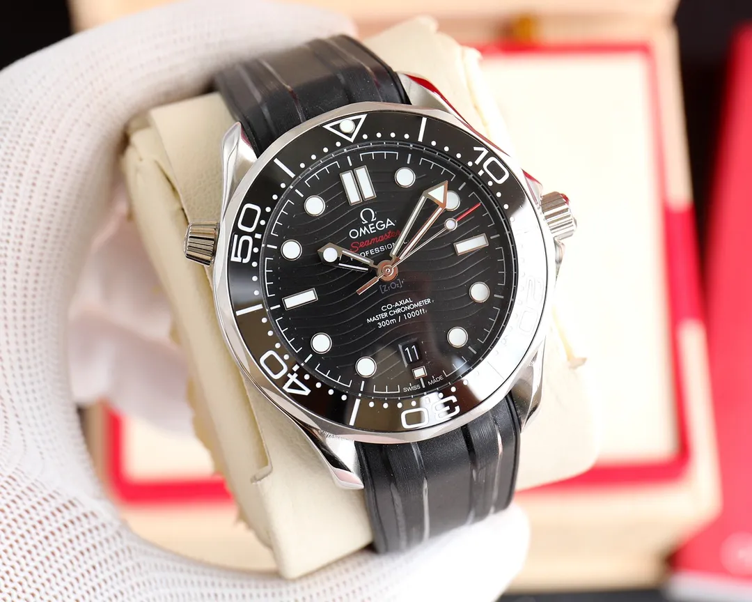 Brand: Omega Top Replica Seamaster 300 Meters Type: Men's Watch [Strong] Case: Top 316 Stainless Steel (High Quality Workmanship) Strap: Natural Rubber Movement: Brand New Original Citizen 8215 Movement (Stable Travel Time and Zero Repair) Glass: Advanced Strengthened Coated Mirror Size: Diameter 41mm