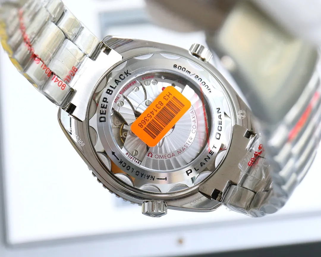 【High-end replica】💰1240! 【Customized all-in-one machine】💰1720! 【Top Replica】💰Private chat! In 2022, Omega officially strongly recommends the Planet Ocean 600-meter diving watch with exclusive quality on the entire network [Movement] Equipped with coaxial 8900 plywood, corrected movement 8900 restoration all-in-one machine [Buckle] The steel band adopts the original fine-tuning buckle [Glass] Anti-scratch and wear-resistant blue light glass [Case] ​​Made of 316L stainless steel case, equipped with the only one-way rotating ceramic ring in its class. Three degrees of waterproof, watch diameter 43.5mm×13mm