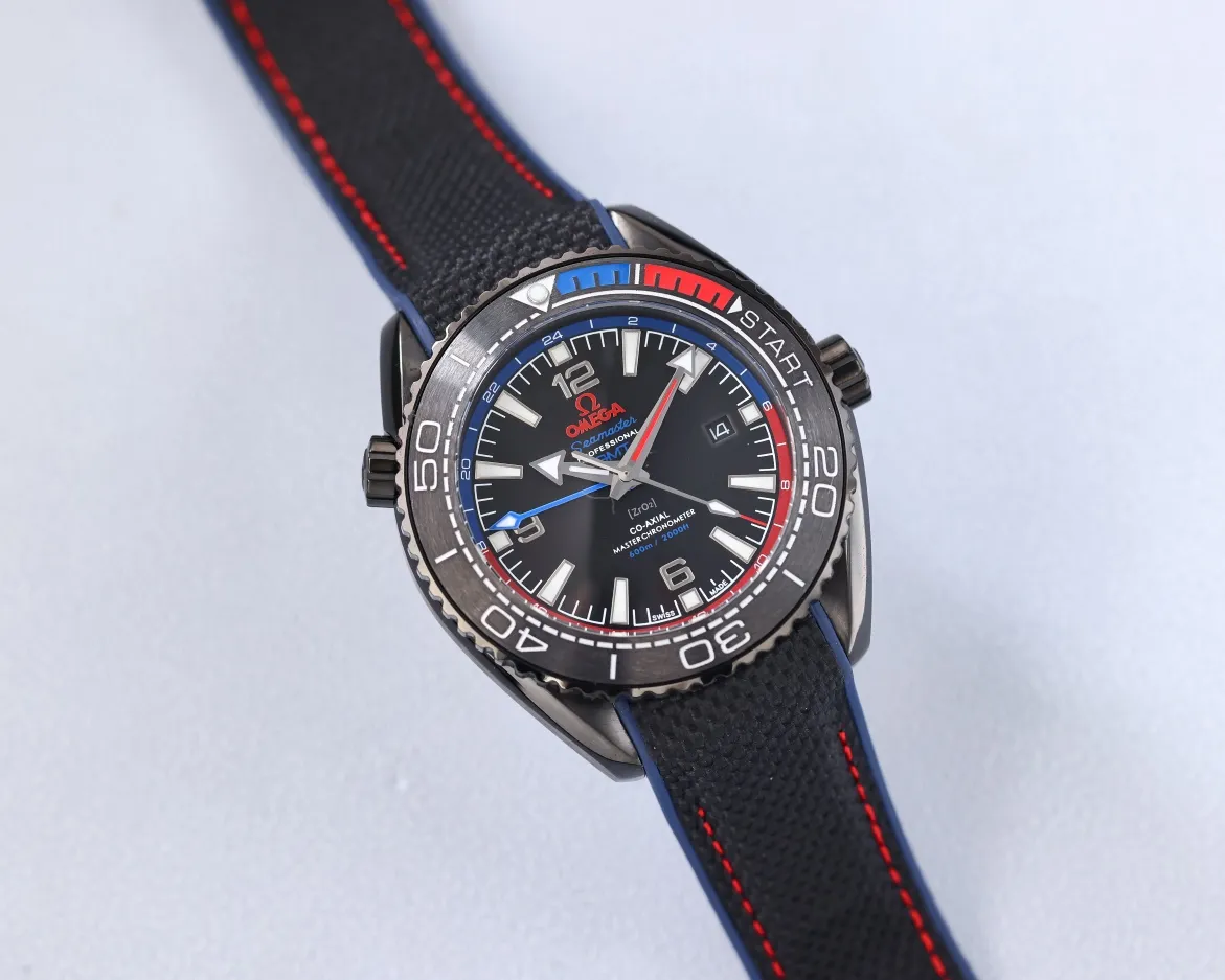 【Top replica】💰3300! Omega Planet Ocean 600 meters, the entire series of deep-sea black watches once again reach the top! Five codes in one, warranty card, diamond card, observatory certification card, hang tag, etc. Exclusive number 87895505, exclusive quality, exclusive packaging. In 2021, the official website strongly recommends the exclusive quality of the Seamaster series 600-meter diving watch [Model] 215.32.44.21.01.001 [Movement] Equipped with 8900/8906 automatic mechanical movement, original see-through design, revised movement, accurate running time, strong practicality, 100% waterproof [Glass] With arched wear-resistant glass, table diameter 45.5mm, thickness 15.5mm [Case] Made of 316L stainless steel, post-processed and polished, equipped with the only original ceramic ring in its class with an original one-way rotating timing ring. [Watch strap] Belt/tape/steel strap, buckle steel strap 316L fine steel brushed and polished, Italian imported cowhide with imported frog glue, steel strap with same-class original Omega stretch buckle, fine-adjustable buckle, same-class value, please certify the exclusive details, the exclusive quality code is 87895505 Authentic copy-Reprint🔥Top product, high quality products constantly🔥