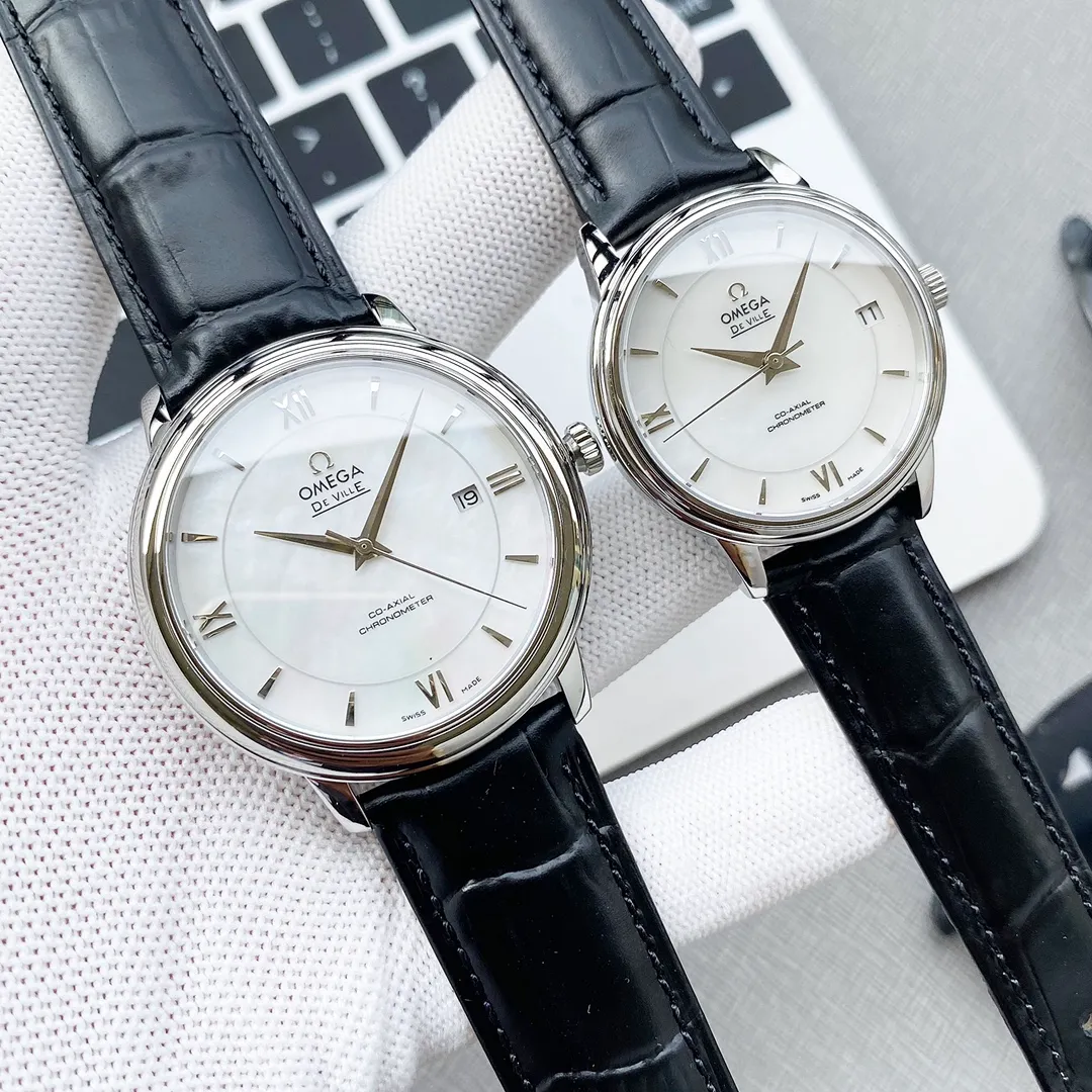 Omega-De Ville Series-Couple Watches! Authentic mold opening, the highest version on the market 👏The lettering is made of natural pearl shells, crystal clear (the design is very imaginative) 👏The glass is upgraded to high-definition arched double sapphire glass (clearer display, anti-scratch) 👏The back of the steel belt also has the original laser product batch number! It took 9 months to make many corrections and upgrades to create a 1:1 shell model, striving for perfection! The diameter of men's wear is 39.5mm, and the diameter of women's wear is 32.7mm👏! The style adopts the original Citizen 8215® movement, which vibrates 28,800 times per hour, and has zero repair quality. ✅The style is matched with Italian cowhide to make the wrist more comfortable and comfortable. 🗣The strap/buckle is engraved with the classic "OMEGA" logo, which is generous and classy. Real shot🔰Please pay attention to the details!