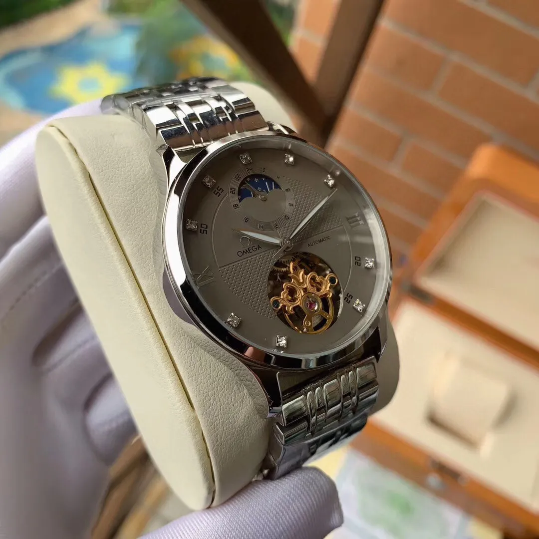 【Foreign trade import】💰1240! OMEGA-OMEGA‼ ️Boutique men's watch🌹🌹🌹Unique nine-digit hollow design, exquisite craftsmanship, originality, noble atmosphere, gentleman style. Adopting fully automatic mechanical movement, top-grade 316 stainless steel case and strap, super mineral mirror, size 42mm🔥The top products are constantly produced🔥