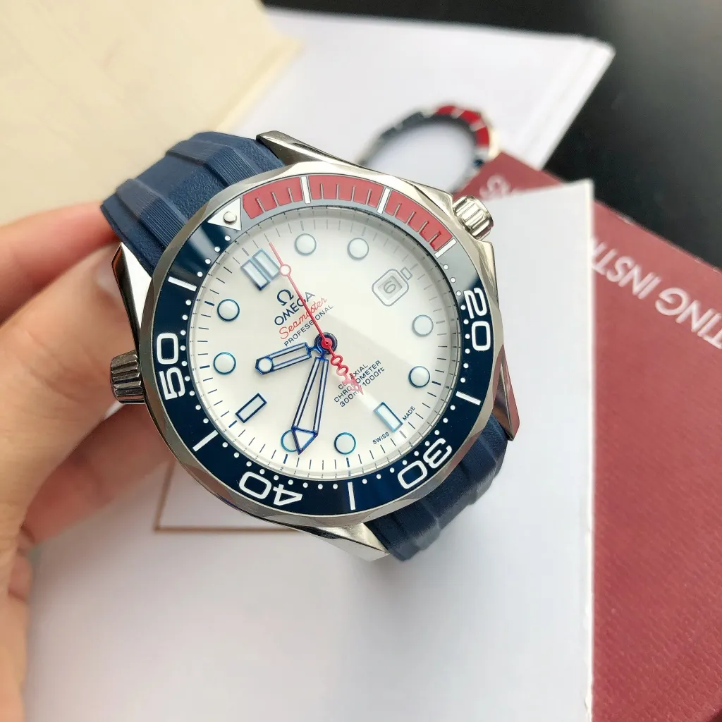 【High-end replica】💰1160! 【Customized all-in-one machine】💰1720! Omega Seamaster 2022 is the pinnacle of annual upgrades. The new Seamaster series 300-meter diving watch produced by GD has arrived. Feedback is coming! Always adhering to the practical value, there is no best, only better upgrade concept, bringing the entire series of Omega Seamaster watches with the new Citizen movement to the top again! [Movement] Equipped with 💯 brand new Japanese original Citizen 8215 automatic mechanical movement, original see-through design, 0️⃣repair, accurate running time, strong practicality [Case] ​​Made of 316L stainless steel case, equipped with the only original ceramic one-way rotating chronograph ring in its class ⚠️Please look for GD exclusive details and quality