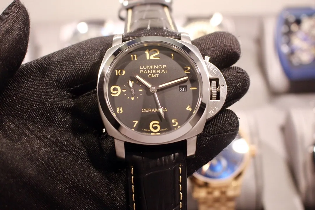 【High-end replica】💰1300! Panerai - PANERAI Type: Men's top watch Movement: Fully automatic mechanical movement Case: 316L stainless steel case Mirror: Mineral strengthened glass Belt: Imported genuine cowhide strap Excellent and extraordinary, showing men's charm Size: Diameter 44MM Thickness 16mm Exquisite work, enjoy luxury F10!