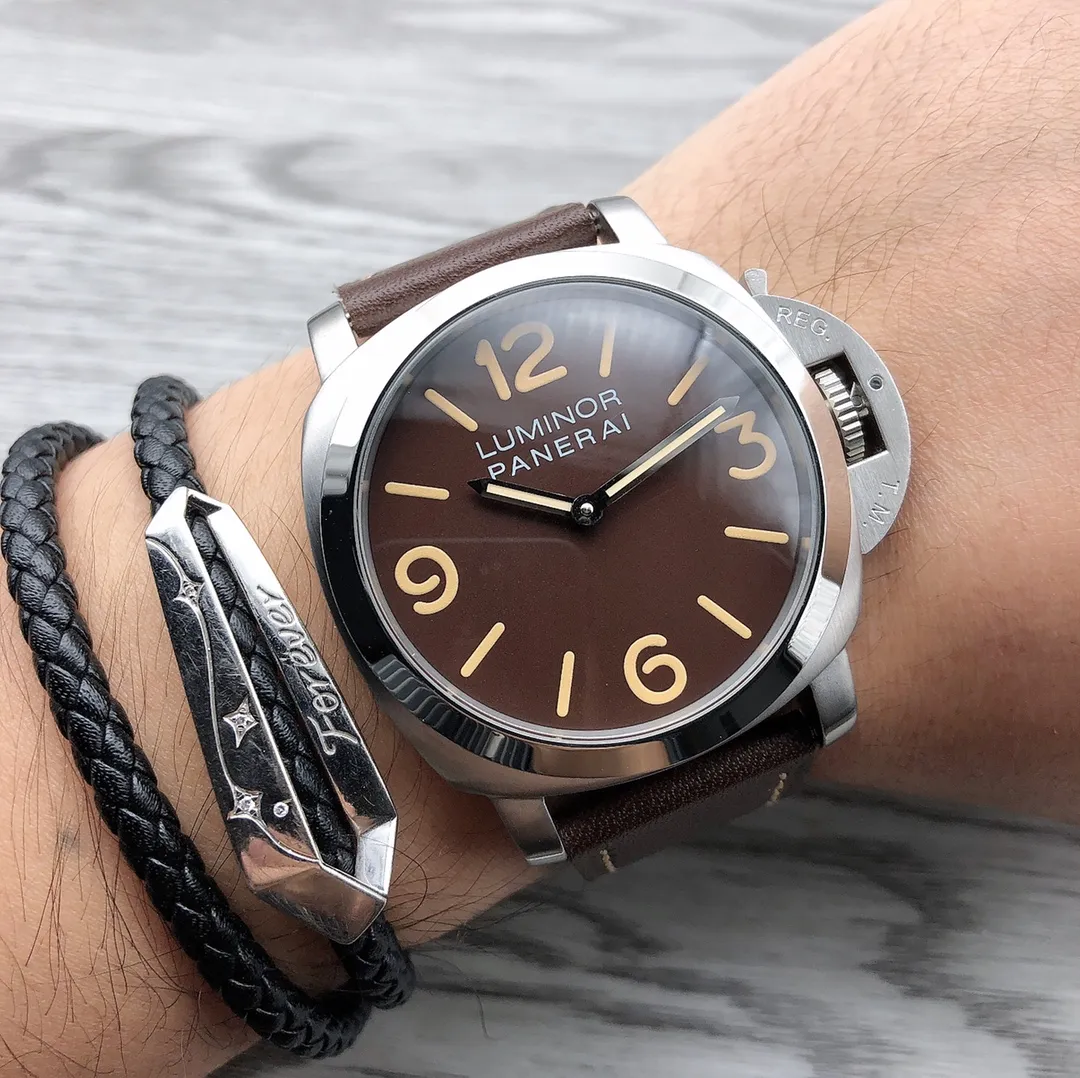 Panerai - PANERAI special edition watch series PAM00673 Type: Men's top watch Movement: Fully automatic mechanical movement Case: 316L stainless steel case Mirror: Mineral strengthened glass Belt: Imported genuine cowhide strap is extraordinary, showing the charm of men Size: diameter 44mm, thickness 16mm