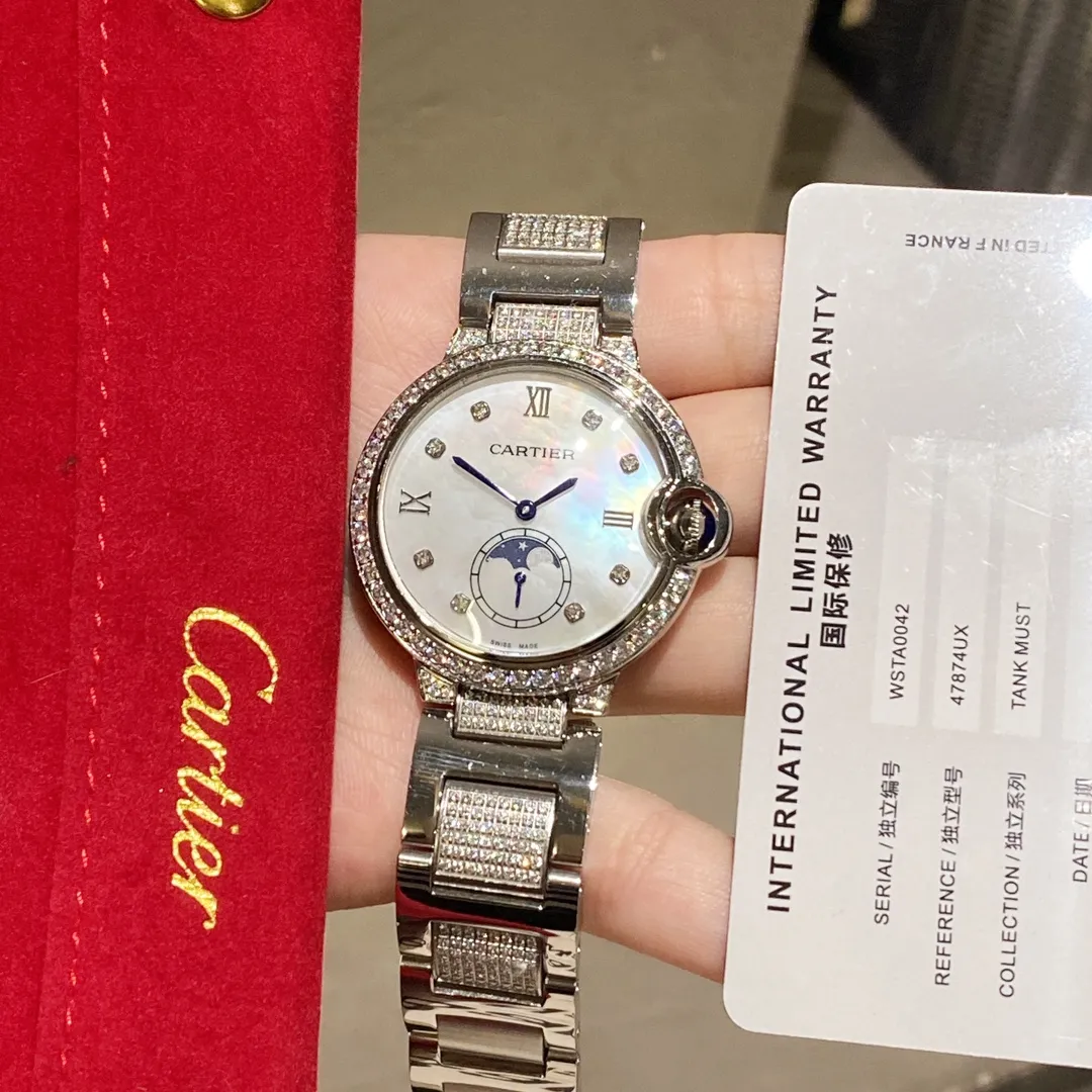 【Foreign trade import】💰1360! Cartier women's blue balloon luxury series, quartz watches are shipped in the same color [color], the sun, moon and stars are displayed in a large frame, the starry sky is running, time flows, special cutting diamonds 💎 inlaid ring, personality, perfect, equipped with original imported quartz movement, precise travel time, Cartier original snap buckle, diameter 36mm, thickness 8mm "Please pay attention to the exclusive background for detailed shooting"