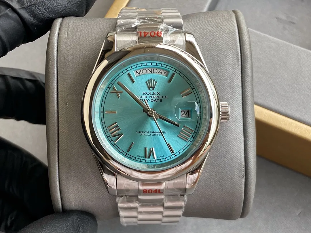 【High-end replica】💰1300! ROLEX Best Selling Classic Series: Datejust Oyster Dual Calendar Series Movement: Top imported fully automatic Citizen 8215 mechanical movement dual calendar display Case: Made of 316 stainless steel case Mirror: Sapphire scratch-resistant mirror Size: Diameter 40mm Thickness 10mm