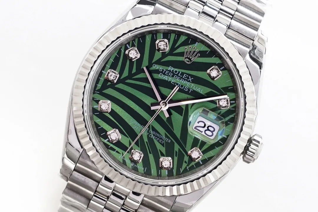 【High-end replica】💰1360! 【Customized all-in-one machine】💰1920! 【Top Replica】💰Private chat! ! ! [2023 New Style] Rolex Datejust 36 Series ① Exclusively customized 3235 movement, kinetic energy storage up to 72 hours, stable and reliable quality; ② Case: same size and thickness as the original; ③ Text: polished nails, top Swiss ice blue luminous, delicate shading, color matching; ④ Glass: sapphire glass with 2.5x magnifying glass effect, transparent glass; ⑤Watch strap: Top-notch workmanship. Each strap fits perfectly with the lug, giving the wrist the highest comfort. Produced by EW, it must be a high-quality product. Every extreme detail is the sincerity of the EW factory’s ingenuity and development; this picture is a real shot of a top-grade replica!