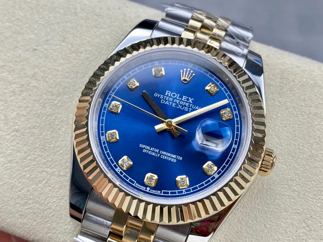 【High-end replica】💰1160! Rolex Single Calendar Datejust Series 41mm [Diameter] 41mm [Movement] Equipped with imported fully automatic mechanical movement [Ring] Rolex RingCommand triangular pit pattern / aperture [Mirror] Scratch-resistant sapphire glass mirror [Material] Imported 316L stainless steel case [Strap] Stainless steel (Oystersteel) optional three-bead/five-bead chain strap [Buckle] Original buckle Super high quality, more beautiful in kind, market exclusive! Classic men's casual watch, the standard accessory for successful men, allowing you to wear it once and for all!