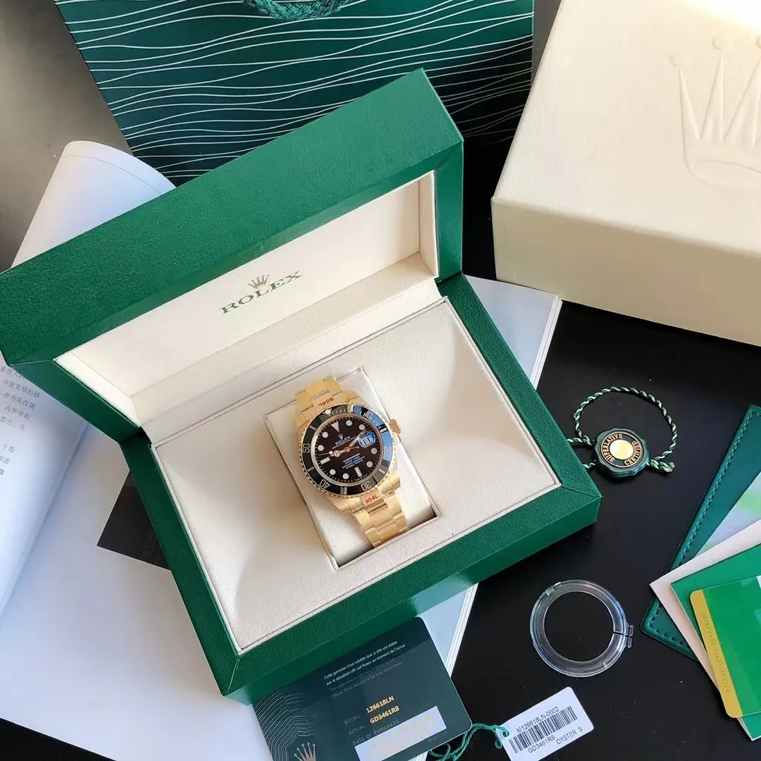 【High-end replica】💰1720! Rolex Submariner The new upgraded version of Submariner - the brightest star in the night sky. The appearance details of the built-in new Citizen movement are consistent with the original. The official synchronization in 2022 is the new Submariner [color] Citizen Submariner. On the occasion of the replacement of the Submariner calendar model, GD quality control will also open a further perfect interpretation of Citizen watches! Redefine the quality and value standards of Citizen watches! GD quality control will work with elite accessories manufacturers to strictly inspect and select, and is committed to making more perfect Citizen watches! This time, the details of the Submariner are meticulously studied and multi-layered quality control is carried out. The specific details are as follows: 1. Large factory surface: The GD Submariner surface is friendly and cared for by the top factory in the industry. The radial pattern focusing effect on the disk surface is synchronized with the original. The logo and font on the disk are guaranteed to be comparable to the original ones. The scale and rounded corners are polished with exquisite craftsmanship! The scales are filled with imported luminous powder. The magnifying glass detects the roundness and fullness. It has super luminous effect and strong durability. ⚠️ The scales under luminous light are pure and not mixed with any stains. You are welcome to compare with the original ones from major manufacturers. 2. Original calendar: The only corrected original calendar font of the Citizen movement in the market. The only calendar font in its class is consistent with the original product. ⚠️ Please use a magnifying glass to compare the details of the calendar font! The blue-coated magnifying glass is the only synchronous original in its class in terms of its magnification factor, distance from the case, and other details. 3. Three codes in one: the entire network has the same original shipping accessories, that is, the three models and numbers of the watch, warranty card, and hangtag are the same, and there is no duplication. 4. The original ring: the milky white luminous pearl of the ceramic ring has super luminous, luminous effects, and non-luminous normal color are consistent with the original; the ring scale is filled with top-notch mercury, the first of its kind. 5. Movement guarantee: Since the GD factory has focused on Citizen movements, it has promised to eliminate the phenomenon of old machines being adulterated and shoddy! GD quality control will simultaneously screen the movement and debug it before leaving the factory! ⚠️ Please look for the exclusive quality of GD products