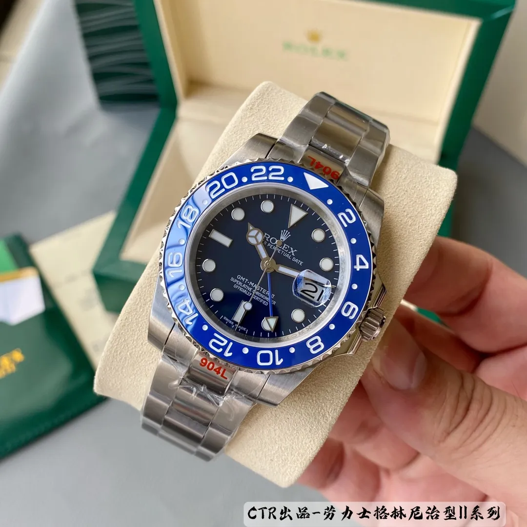 【High-end replica】💰1160! 【Customized all-in-one machine】💰1720! Rolex GMT-Master II series GMT-Master GMT single product hot model 🔥Re-engraved all visible appearances of the original, far surpassing the so-called "imitation machine" with the same craftsmanship, giving full play to the quality of the big manufacturer, meeting all kinds of "B" scenes [Color] [Movement] Imported Citizen 9015 all-in-one machine movement, factory movement detection and adjustment, the appearance details are synchronized with the original genuine product! It is truly both inside and outside [strong] [Literal] It is equipped with the high-quality surface of Laojia, the super original synchronous luminous color, strong durability, and the scale has no spots and flaws, and continues to lead the market in literal quality of the same level [Ring] It is equipped with the original ceramic ring, and the ring scale is delicate and well-proportioned, which can be compared with the big manufacturers. [Case] 316 stainless steel case, scratch-resistant sapphire crystal glass mirror, anti-reflective convex magnifying (2.5-digit) calendar window, magnification synchronized with the original, clear and transparent reading of time and calendar [strong] 🔥Top product, high quality products constantly🔥
