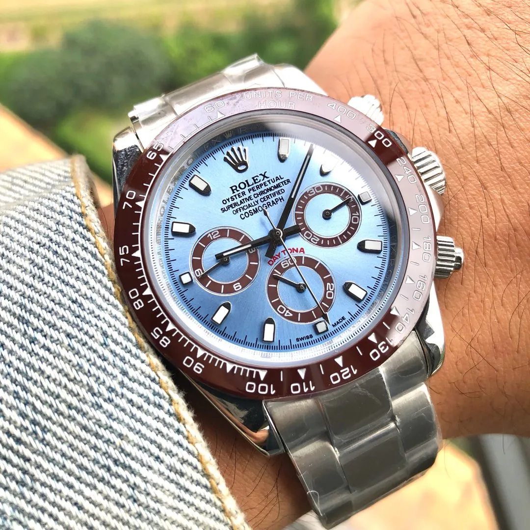 【High-end replica】💰1160! 【Customized all-in-one machine】💰1720! 🇨🇳🌈Rolex Green Dial 🌈Cosmograph-Daytona Series Gold Ludi Extreme details Strict requirements to create high-quality products [High-quality Swiss case cover]👨Always pursue fine workmanship Ceramic ring scale will never fade Different from ordinary cases in the market Wei Qiao has been committed to creating high-quality workmanship watches🔥Multi-color matching, equipped with fully automatic mechanical movement Size 43mm sapphire mirror Stainless steel brushed strap original safety buckle