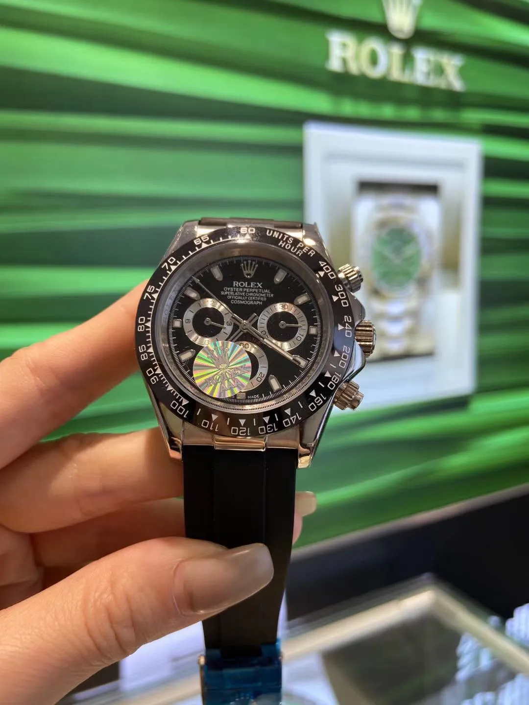 【High-end replica】💰1160! Rolex - Rolex Daytona men's mechanical watch Movement: Imported Citizen 8215 movement Size: Diameter 40mm Thickness 11mm Case: 316 stainless steel case Mirror: Sapphire mirror Strap: Comfortable silicone strap-original buckle