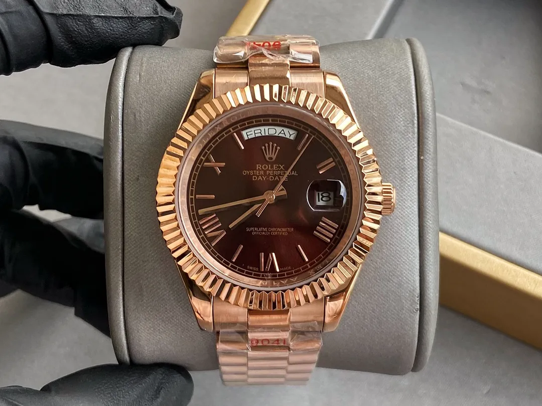 【High-end replica】💰1300! ROLEX Best Selling Classic Series: Datejust Oyster Dual Calendar Series Movement: Top imported fully automatic Citizen 8215 mechanical movement dual calendar display Case: Made of 316 stainless steel case Mirror: Sapphire scratch-resistant mirror Size: Diameter 40mm Thickness 10mm