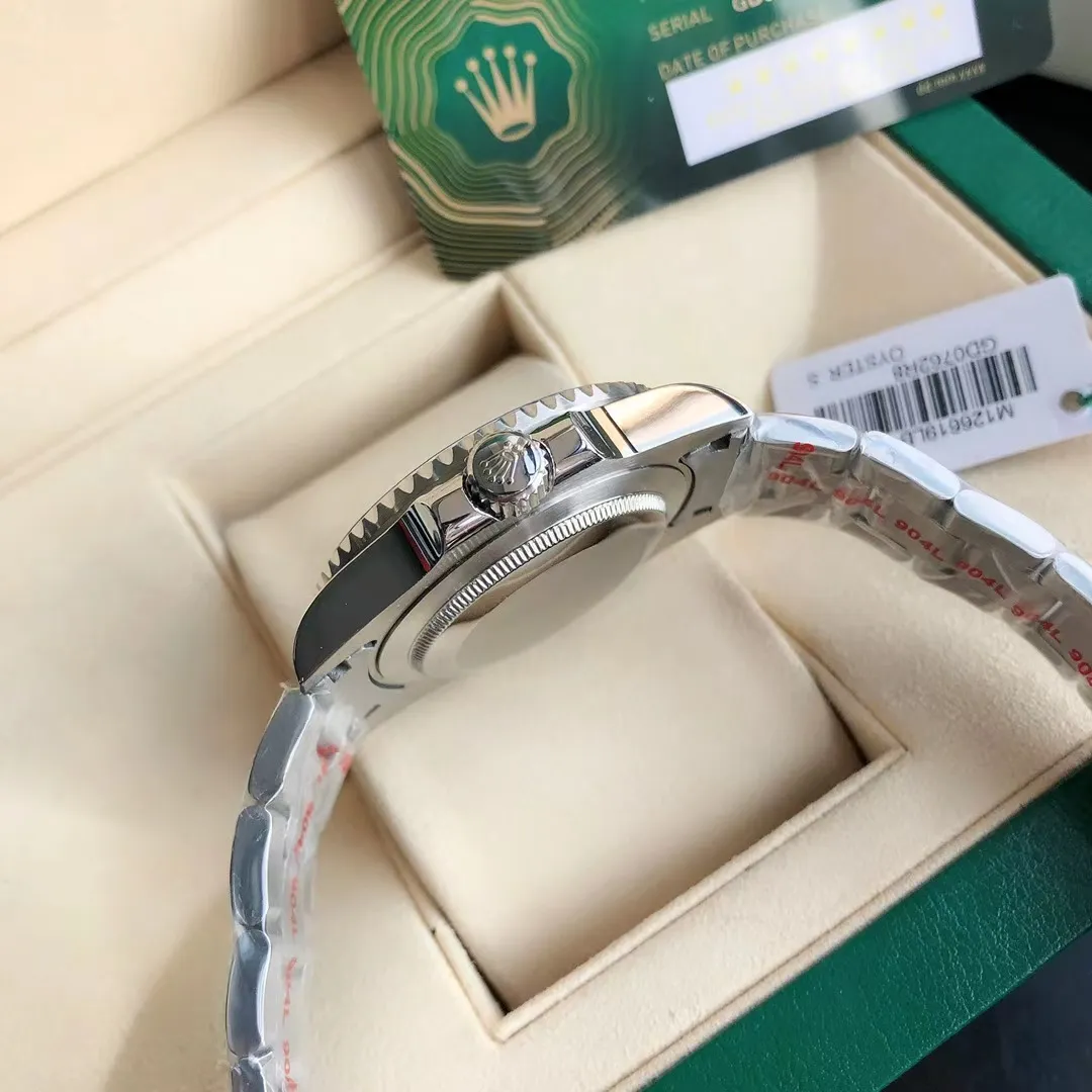 【High-end replica】💰1160! 【Customized all-in-one machine】💰1720! Rolex Submariner The new upgraded version of Submariner - the brightest star in the night sky. The appearance details of the built-in new Citizen movement are consistent with the original. The official synchronization in 2022 is the new Submariner [color] Citizen Submariner. On the occasion of the replacement of the Submariner calendar model, GD quality control will also open a further perfect interpretation of Citizen watches! Redefine the quality and value standards of Citizen watches! GD quality control will work with elite accessories manufacturers to strictly inspect and select, and is committed to making more perfect Citizen watches! This time, the details of the Submariner are meticulously studied and multi-layered quality control is carried out. The specific details are as follows: 1. Large factory surface: The GD Submariner surface is friendly and cared for by the top factory in the industry. The radial pattern focusing effect on the disk surface is synchronized with the original. The logo and font on the disk are guaranteed to be comparable to the original ones. The scale and rounded corners are polished with exquisite craftsmanship! The scales are filled with imported luminous powder. The magnifying glass detects the roundness and fullness. It has super luminous effect and strong durability. ⚠️ The scales under luminous light are pure and not mixed with any stains. You are welcome to compare with the original ones from major manufacturers. 2. Original calendar: The only corrected original calendar font of the Citizen movement in the market. The only calendar font in its class is consistent with the original product. ⚠️ Please use a magnifying glass to compare the details of the calendar font! The blue-coated magnifying glass is the only synchronous original in its class in terms of its magnification factor, distance from the case, and other details. 3. Three codes in one: the entire network has the same original shipping accessories, that is, the three models and numbers of the watch, warranty card, and hangtag are the same, and there is no duplication. 4. The original ring: the milky white luminous pearl of the ceramic ring has super luminous, luminous effects, and non-luminous normal color are consistent with the original; the ring scale is filled with top-notch mercury, the first of its kind. 5. Movement guarantee: Since the GD factory has focused on Citizen movements, it has promised to eliminate the phenomenon of old machines being adulterated and shoddy! GD quality control will simultaneously screen the movement and debug it before leaving the factory! ⚠️ Please look for the exclusive quality of GD products