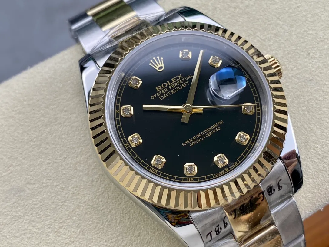 【High-end replica】💰1160! Rolex Single Calendar Datejust Series 41mm [Diameter] 41mm [Movement] Equipped with imported fully automatic mechanical movement [Ring] Rolex RingCommand triangular pit pattern / aperture [Mirror] Scratch-resistant sapphire glass mirror [Material] Imported 316L stainless steel case [Strap] Stainless steel (Oystersteel) optional three-bead/five-bead chain strap [Buckle] Original buckle Super high quality, more beautiful in kind, market exclusive! Classic men's casual watch, the standard accessory for successful men, allowing you to wear it once and for all!