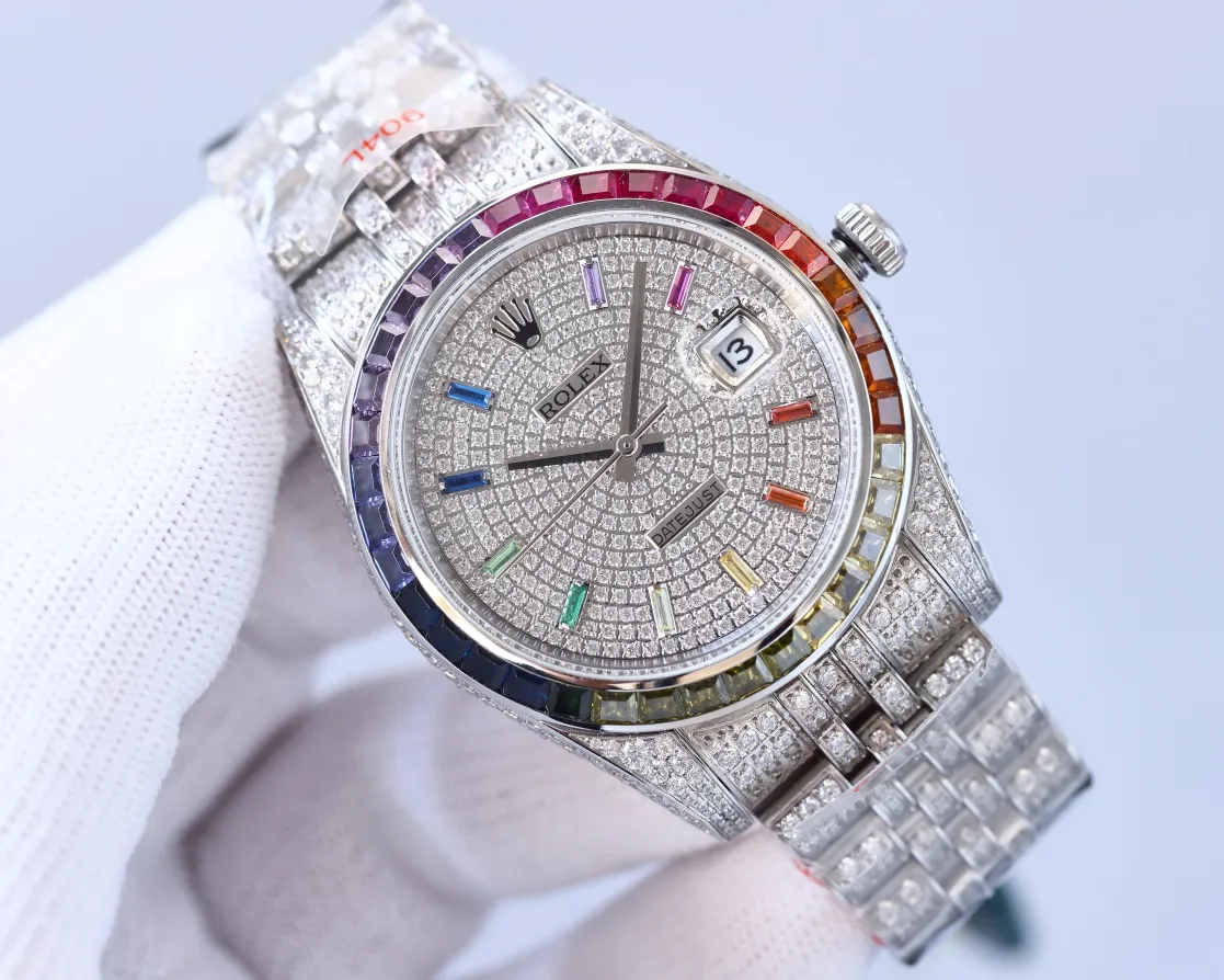 Rolex Diary Full of Diamonds! ! 41mm diameter! Using 3255 fully automatic mechanical movement! Rolex luxury 18k nanotechnology! 5 sets of original diamond straps! Carefully crafted with 2,300+ AAA zircons! Be sure that the inlay technology is not the ordinary diamond-laying technology on the market! ! (If diamonds fall out due to non-human factors within 5 years, they will be replenished free of charge), which makes the sparkling effect under the light even better! Best for gift giving! Brand new with 5 sets of full diamond steel belts! 41mm original size, using fully automatic imported mechanical Japanese original movement (purely imported movement! Non-artificial 5-year warranty), sapphire scratch-resistant glass mirror, 18k vacuum plating that will never fade, the best luxury recommendation for gifts! ! !
