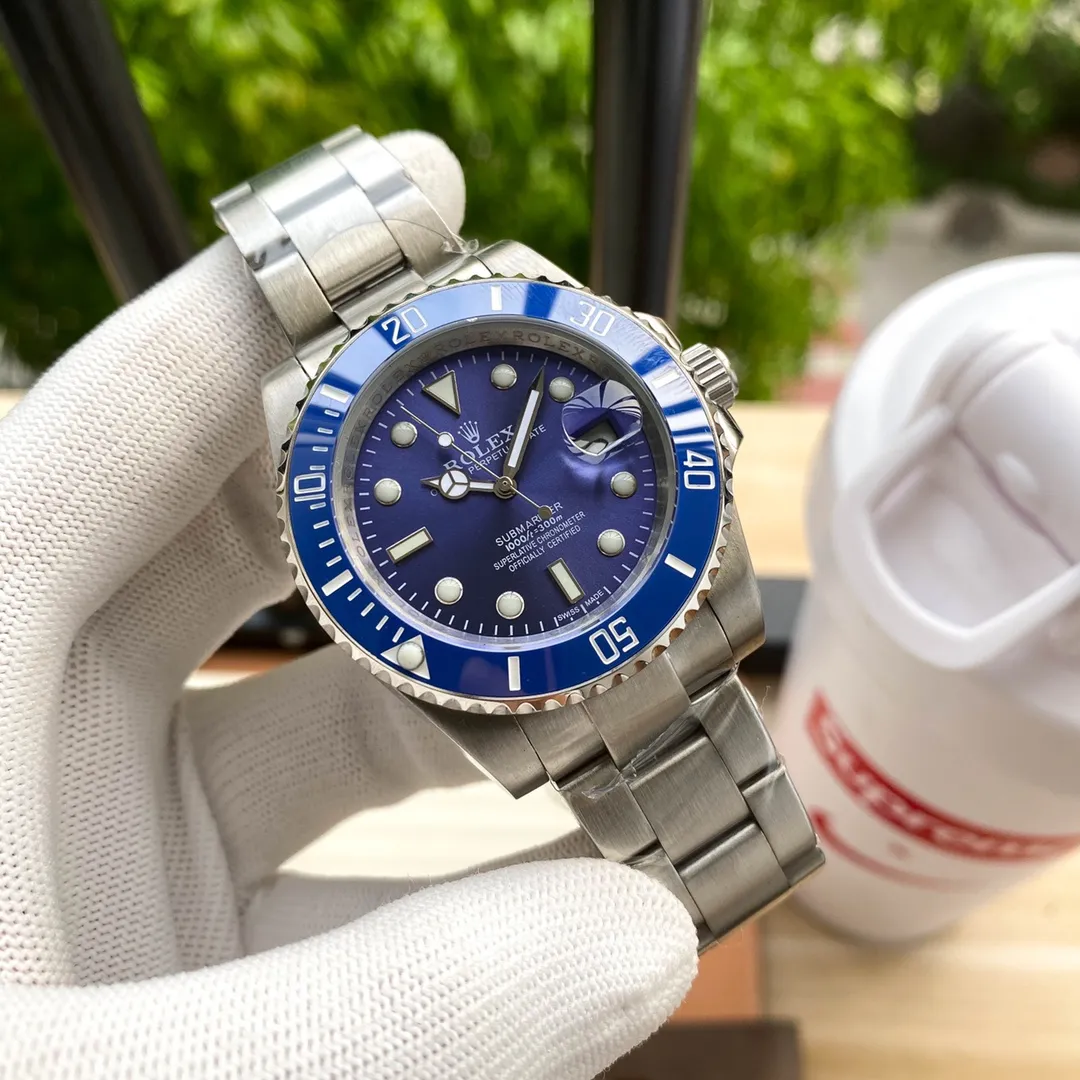 【High-end replica】💰850! Rolex's official model, the classic Green Ghost, is sold out at counters. It is a fine men's watch, noble and gentlemanly, fashionable and versatile. It adopts a fully automatic mechanical movement, made of 316 stainless steel, mineral crystal glass, and super luminous. Size: 40mm in diameter