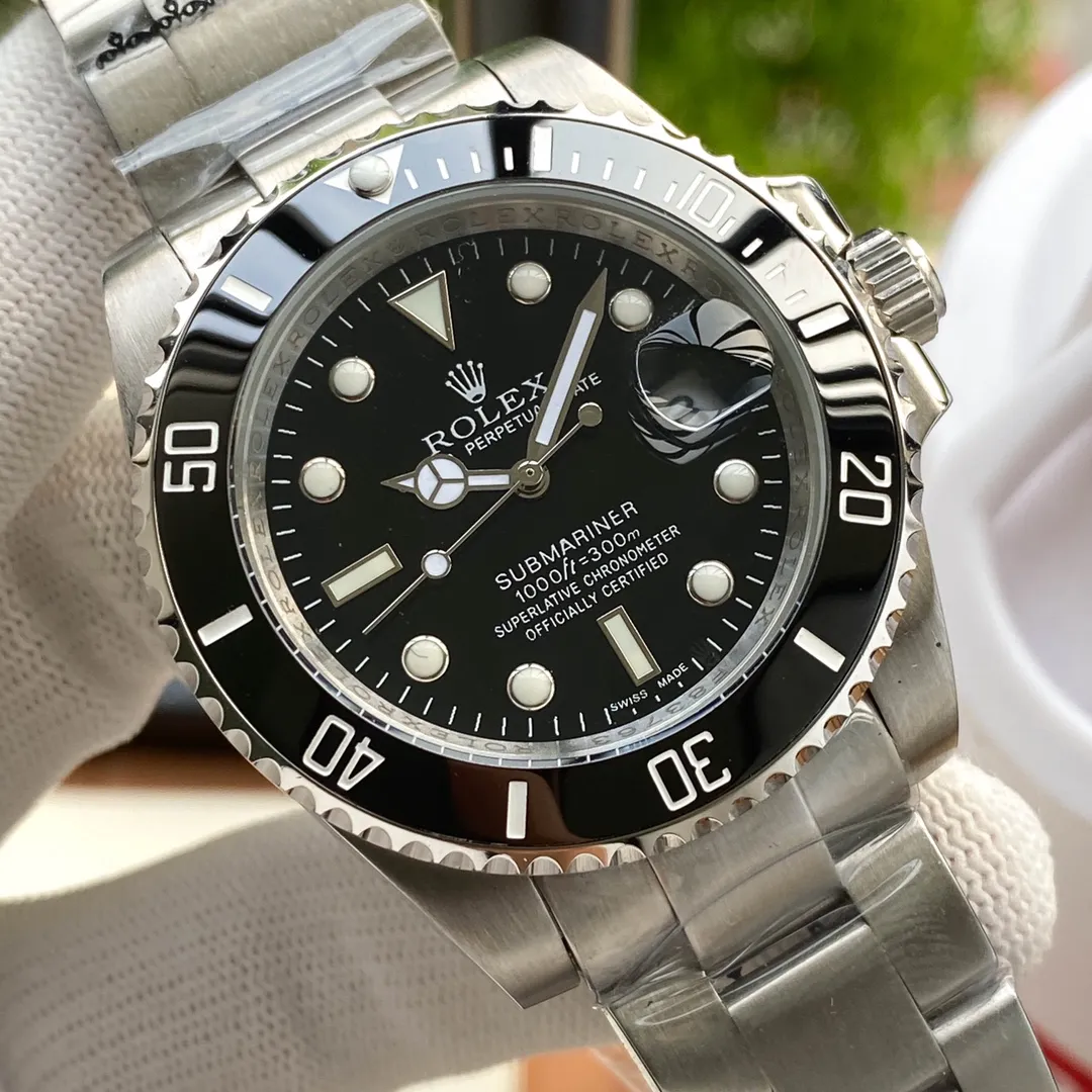 【High-end replica】💰850! Rolex's official model, the classic Green Ghost, is sold out at counters. It is a fine men's watch, noble and gentlemanly, fashionable and versatile. It adopts a fully automatic mechanical movement, made of 316 stainless steel, mineral crystal glass, and super luminous. Size: 40mm in diameter
