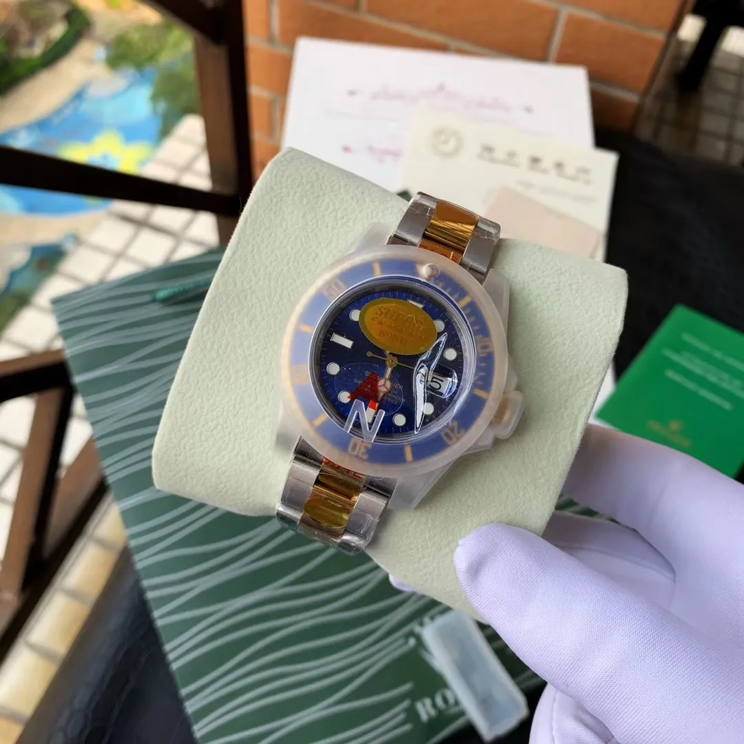 【Foreign trade import】💰3900! Factory N V8 version 2836 movement arrives‼ Official one-to-one replica of the original version (super version) Rolex SUB Submariner series model 116610 gold series/green water ghost/black water ghost/blue water ghost, original mold opening, equipped with 2836 movement, the most classic Oyster style: [904L stainless steel case] size 40mm X The 13mm Oyster case is consistent with the original product. Through careful polishing and strict quality control, the shape is ensured to be in place, and the brushing and polishing are comparable to the original craftsmanship. [Crown] One case and one crown, carefully crafted, each crown logo faces upright, highlighting the symbol of the king. The master watchmaker strives for excellence in every detail, and continues the waterproof system of the lock, just like the original. [904L Stainless Steel Watch Strap] The three-row link Oyster watch strap is made of fully brushed technology, which is delicate and clean. It is equipped with an Oyster safety buckle. The elegant solid link watch strap is full of texture and comfortable to wear. [Mirror] Made of scratch-resistant sapphire mirror and blue film calendar crystal. [Bezel] The bezel is made of one-piece (non-etched) sapphire luminous beads, the platinum electroplated scale has a uniform color that will never fade, and the ice blue super bright luminous. 300 meters waterproof. Each watch has been strictly tested before leaving the factory to ensure quality. Please pay attention to more details. 🔥Top quality products are constantly produced🔥