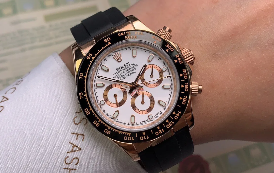 【High-end replica】💰970! Rolex ROLEX⌚️Daytona Series💀Automatic Machine•40mm🔴️Sapphire Glass🎱Waterproof Rubber Strap🍴Safety Buckle🃏Life moves forward every second, but never comes back♠️And there is only limitless learning.