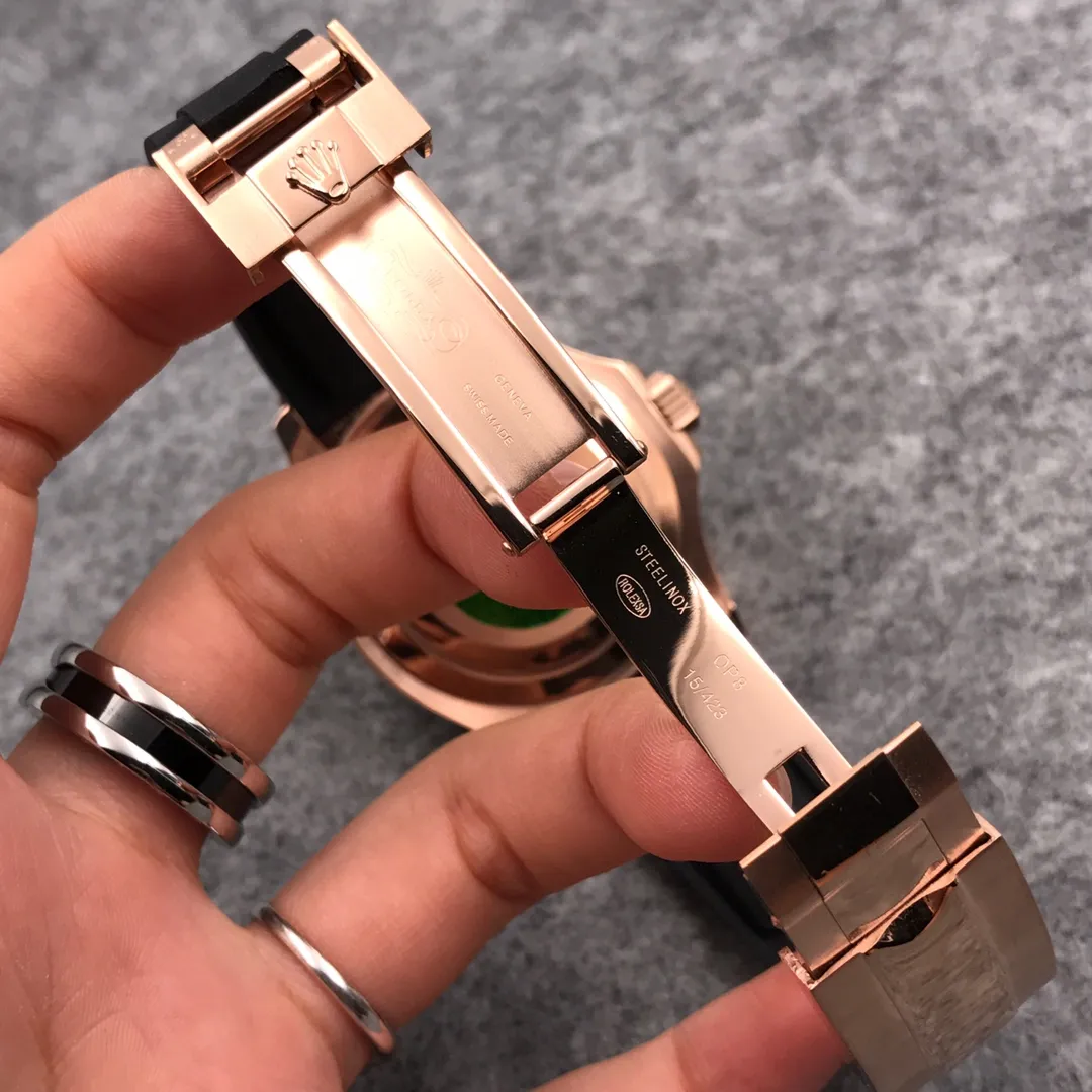 [Foreign trade import] 💰970 Rolex - ROLEX 👑 Style: YM yacht series - mechanical watch Movement: Original imported Citizen 8215 movement Case: 316L stainless steel case Strap: Imported silicone strap/original safety buckle Mirror: sapphire glass💎 Size: diameter 40mm thickness 12mm / diameter 44mm thickness 14 D85!