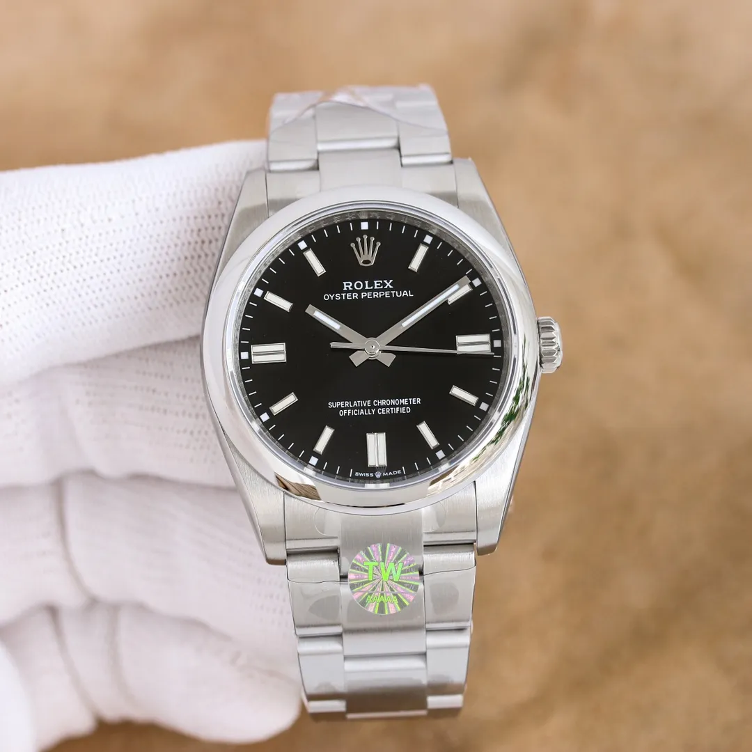 【High-end replica】💰1240! Customized all-in-one machine 💰1720! Rolex Color Oyster Perpetual‼ ️ We always adhere to high quality and ultra-high cost performance [strong][strong][strong] to benefit our cousins! You can choose between 36mm and 41mm. It adopts 2824 movement with stable running time. There is no color difference between the lettering and the original. The nails are precision polished. The raw material imported from Switzerland is ice sapphire blue with luminous effect. The lettering is the top printing technology in the industry. The super three-dimensional pointer is consistent with the original without burrs. The buckle feels the same as the original! All details are complete, the owner strongly recommends [strong][strong][strong]