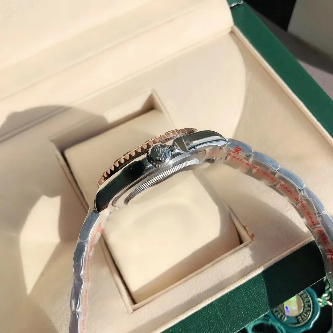 【High-end replica】💰1240! 【Customized all-in-one machine】💰1920! Rolex [Classic Master once and for all] GD quality control, Rolex’s new popular Yacht-Master series m126621-0001 men’s watch 40mm is shipped, continuing to adhere to the high-quality features of the GD family, exclusively producing one watch, one code, three codes in one [Movement] Equipped with GD dedicated 0️⃣reworked, 💯 brand new original Citizen 9015 fully automatic mechanical movement, with accurate travel time, excellent performance, and a power reserve of up to 48 hours [Case] 316L stainless steel case High-end synchronous anti-fingerprint [strong] The original version of the ceramic ring rotates simultaneously in two directions, perfectly presenting the same curvature and luster as the original version, super high-density mineral glass mirror, exquisite workmanship, perfectly adhering to the original diving and swimming 🏊‍♀️Performance [Literal] Synchronized by a large manufacturer, super luminous, luminous scales, hands with no flaw spots, crystal clear, synchronized authentic details, clear lettering on the inner shadow circle, and well-proportioned fonts [Watch strap] 316L fine steel adjustable original synchronous steel strap ⚠️Please look for the exclusive quality of GD quality control