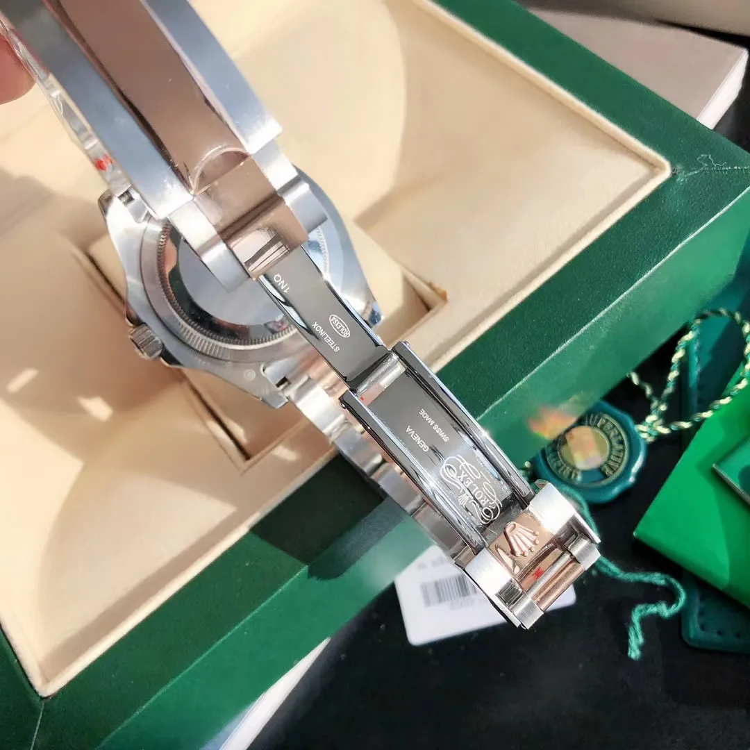 【High-end replica】💰1240! 【Customized all-in-one machine】💰1920! Rolex [Classic Master once and for all] GD quality control, Rolex’s new popular Yacht-Master series m126621-0001 men’s watch 40mm is shipped, continuing to adhere to the high-quality features of the GD family, exclusively producing one watch, one code, three codes in one [Movement] Equipped with GD dedicated 0️⃣reworked, 💯 brand new original Citizen 9015 fully automatic mechanical movement, with accurate travel time, excellent performance, and a power reserve of up to 48 hours [Case] 316L stainless steel case High-end synchronous anti-fingerprint [strong] The original version of the ceramic ring rotates simultaneously in two directions, perfectly presenting the same curvature and luster as the original version, super high-density mineral glass mirror, exquisite workmanship, perfectly adhering to the original diving and swimming 🏊‍♀️Performance [Literal] Synchronized by a large manufacturer, super luminous, luminous scales, hands with no flaw spots, crystal clear, synchronized authentic details, clear lettering on the inner shadow circle, and well-proportioned fonts [Watch strap] 316L fine steel adjustable original synchronous steel strap ⚠️Please look for the exclusive quality of GD quality control