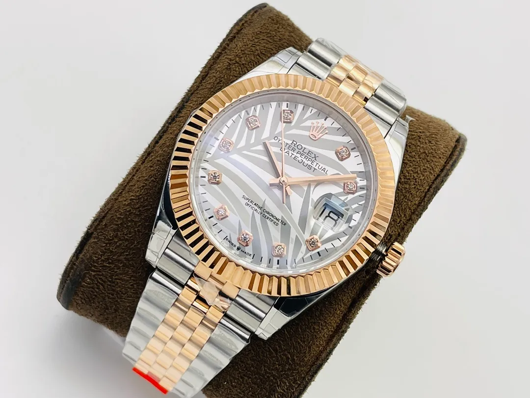 [VR Factory2022 latest masterpiece] Rolex’s latest Datejust series mechanical watch! 1⃣️[Size] Diameter 41MM, thickness 12MM! 2⃣️[Movement] Equipped with 2836 movement, strict debugging ensures accurate travel time, stable performance, and zero repairs! 3⃣️【Dial text】Using top-grade Swarovski diamonds and hand-inlaid craftsmanship, it is designed with the concept of excellence! 4⃣️[Case Buckle] The 904L stainless steel case is made of the same material as the original version and paired with a 904L stainless steel strap/original safety buckle! 5⃣���The watch strap is made of 904L Oyster steel.  6⃣️The side of the watch case is consistent with the original version and adds a QR code to prevent counterfeiting! 7⃣️【Mirror】Scratch-resistant sapphire crystal, anti-reflective convex magnifying calendar window, pure waterjet cutting! VR Factory is the same on the outside as it is original! Welcome friends from all walks of life to taste it!