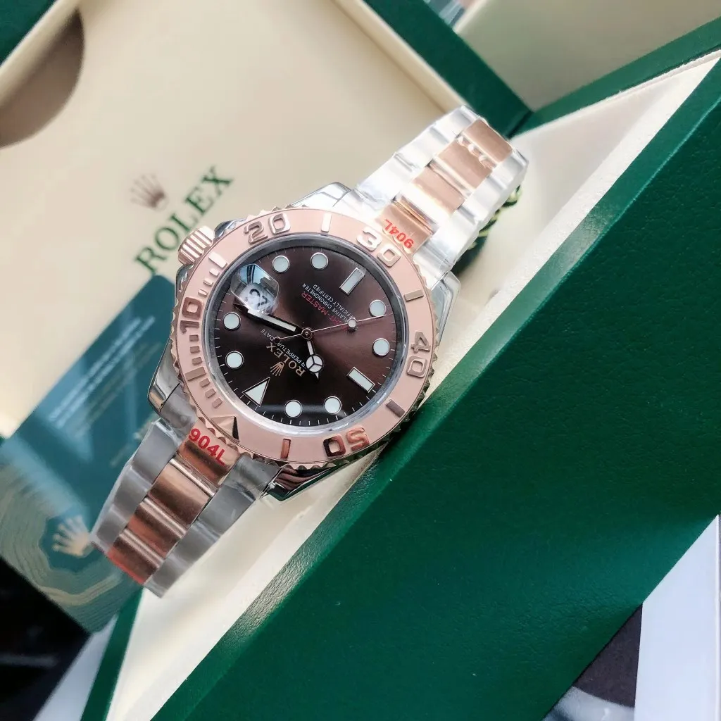 【High-end replica】💰1160! 【Customized all-in-one machine】💰1720! All Rolex Yacht-Master 40mm watches are shipped. On the basis of adhering to the characteristics of the brand, they are simultaneously matched with the original buckle of the stainless steel strap. [Movement] Equipped with a dedicated and manufactured 0️⃣reworked, 💯new original Citizen 9015 all-in-one fully automatic mechanical movement, with accurate travel time and excellent performance. [Case] 316L stainless steel case The original version of the ceramic ring rotates in both directions simultaneously, perfectly presenting the same curvature and luster as the original version. The ultra-strong high-density mineral glass mirror and exquisite workmanship perfectly inherit the original diving and swimming 🏊‍♀️Performance [Literal] The scale is clear, the luminous light is super long-lasting, the details are synchronized and authentic, the inner shadow ring is clear and the font is well-proportioned [Strap] 316L stainless steel adjustable buckle with imported high-quality rubber strap, comfortable and durable to wear ⚠️Please look for the exclusive quality