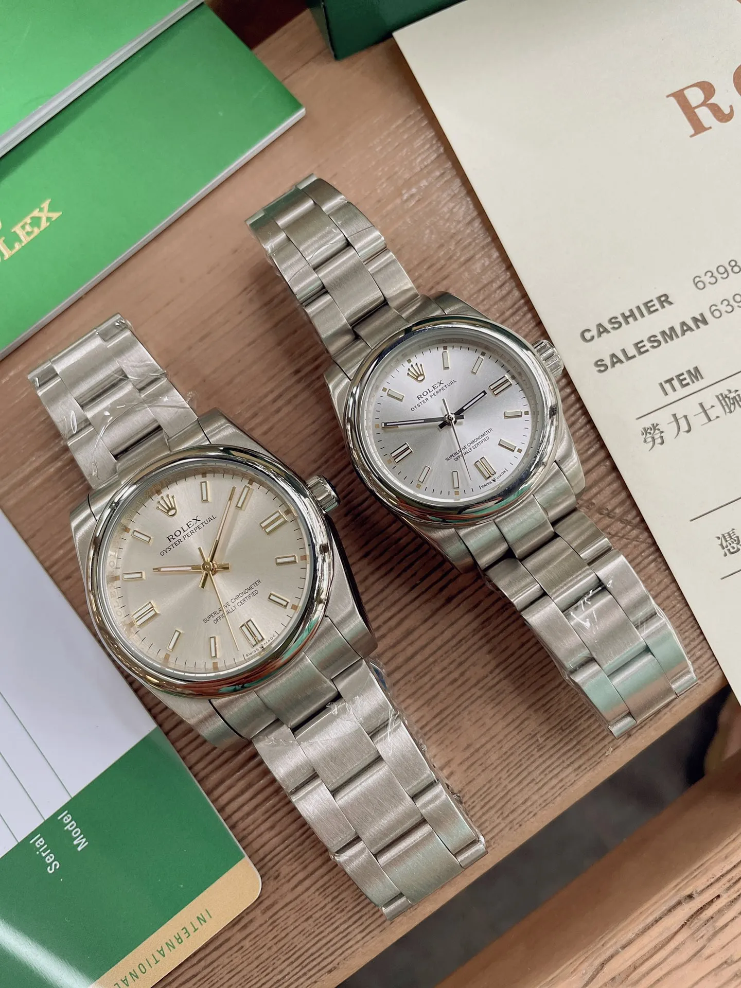 【Foreign Trade Import】💰1120 each! Rolex presents a new generation of Oyster Perpetual Pokémon watches. As well as the Oyster Perpetual, which displays a brightly colored dial, the lacquer technology can use a variety of bright colors with a polished effect; the domed outer ring, the case and the sides of the lugs reflect an elegant sheen, making the elegant outline of the Oyster case more prominent and adding to its charm; with its outstanding aesthetic design, it has become a recognized symbol of elegant style. The watch not only has a classic appearance and excellent functions, but also inherits the origins of Rolex’s pioneering innovation.