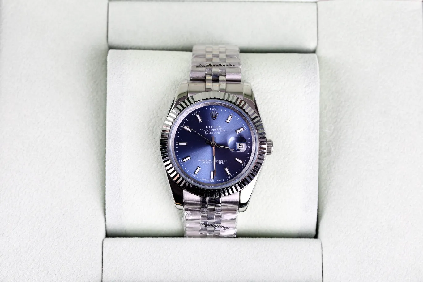 [High-end replica] 💰1120 Rolex - 💯ROLEX💥 [Once and for all, classic and timeless] As one of the most valuable watch brands, the Rolex Datejust watch covers all its brand characteristics and uses a fully automatic mechanical movement to give full play to its precise and durable characteristics [Movement] Equipped with a fully automatic mechanical movement and accurate travel time [Case] 316 stainless steel case , the original 41mm size is more suitable for Oriental men, with scratch-resistant glass, clear reading [Bracelet] 316 stainless steel five-bead bracelet, with original buckle