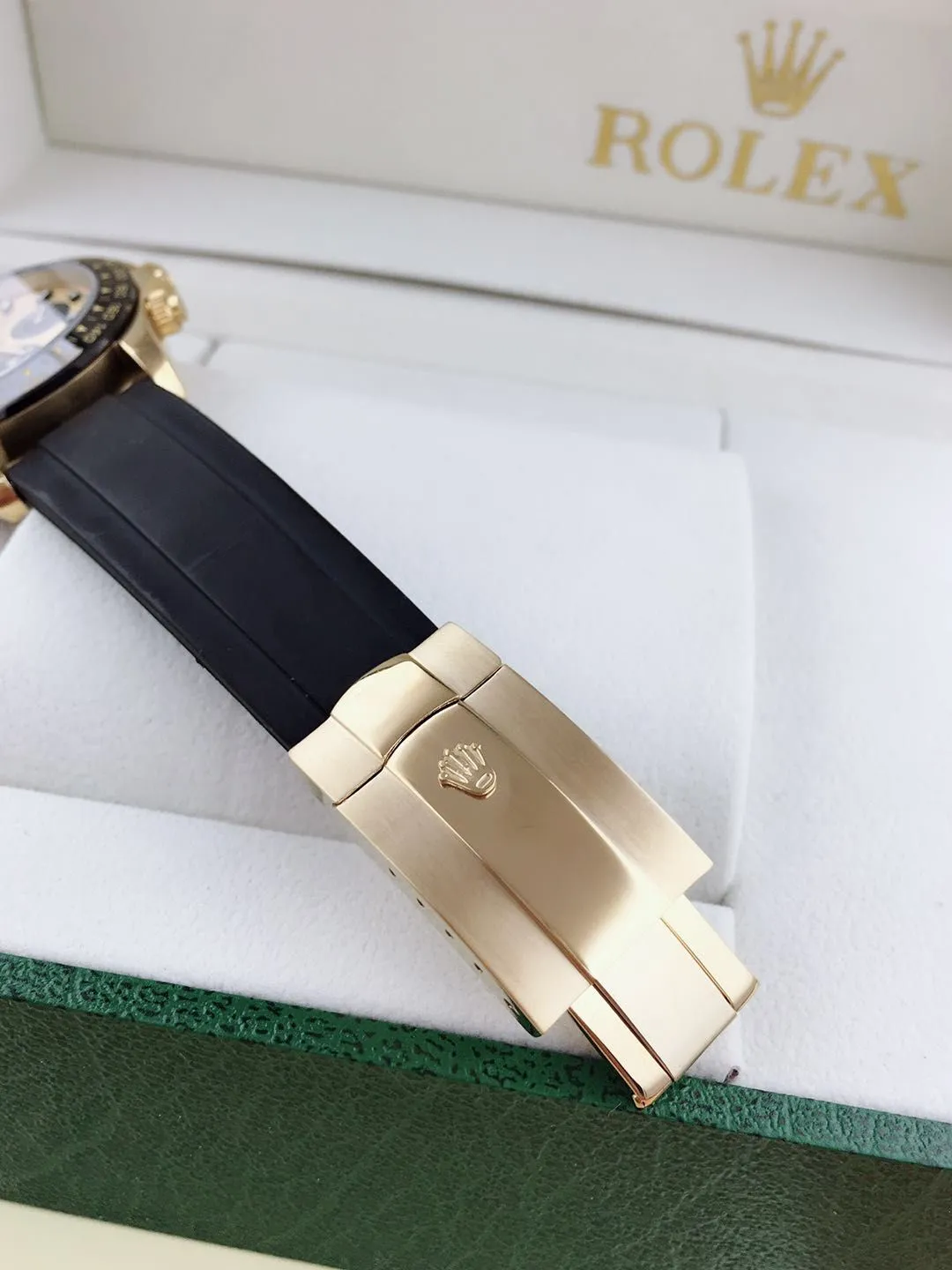 【Foreign trade import】💰970! Daytona new model recommended Rolex. Paired with original imported 8215 machine. Size 40mmx10mm, summer trendy silicone band, worth owning!