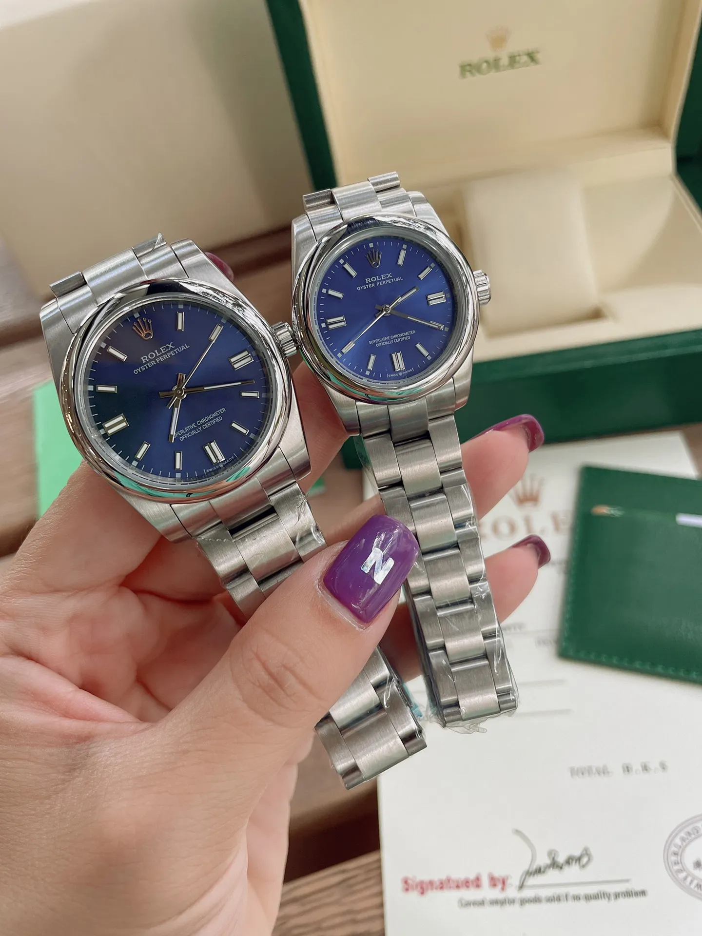 【Foreign Trade Import】💰1120 each! Rolex presents a new generation of Oyster Perpetual Pokémon watches. As well as the Oyster Perpetual, which displays a brightly colored dial, the lacquer technology can use a variety of bright colors with a polished effect; the domed outer ring, the case and the sides of the lugs reflect an elegant sheen, making the elegant outline of the Oyster case more prominent and adding to its charm; with its outstanding aesthetic design, it has become a recognized symbol of elegant style. The watch not only has a classic appearance and excellent functions, but also inherits the origins of Rolex’s pioneering innovation.