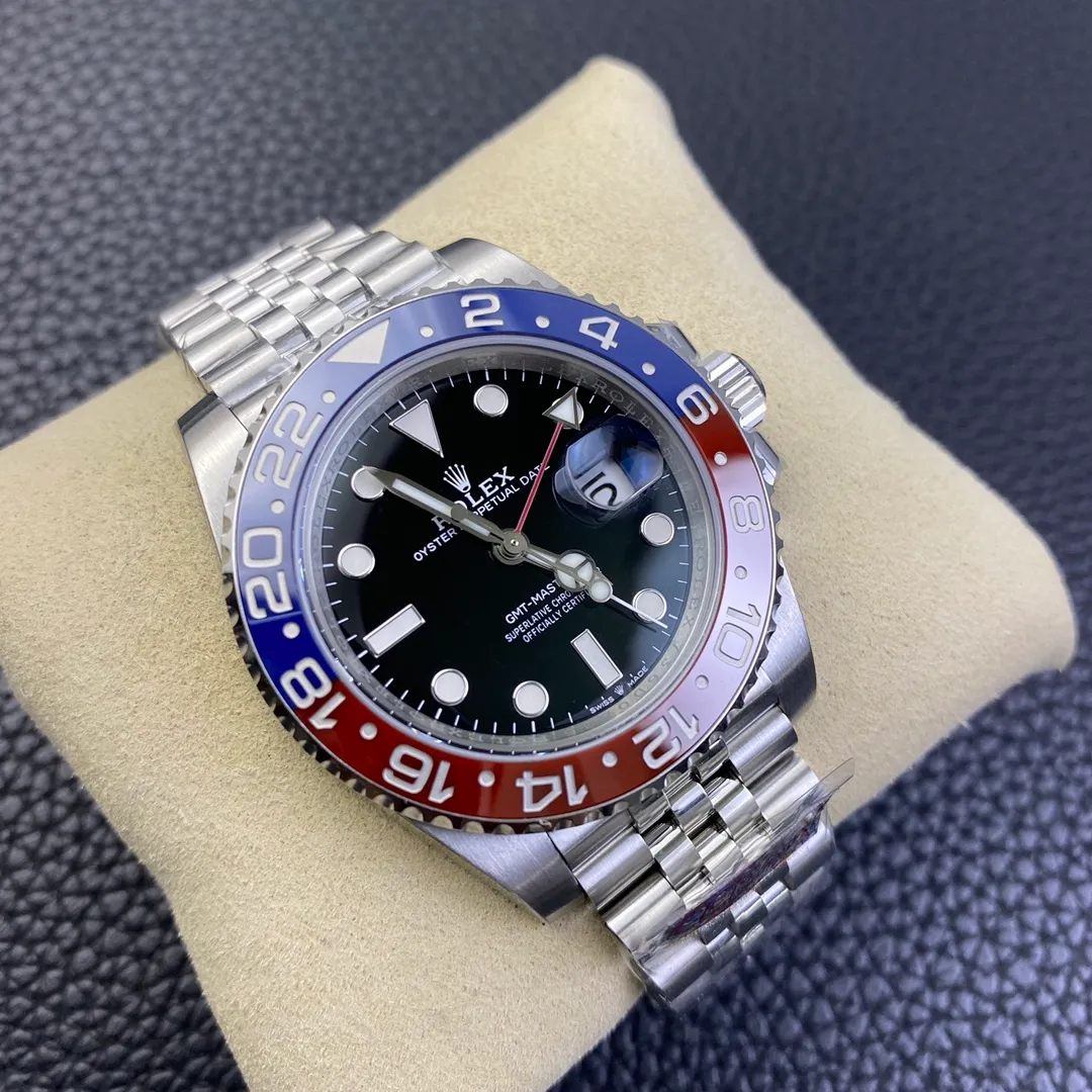 【High-end replica】💰1160! 【Customized all-in-one machine】💰1720! [Top replica] Private chat! ! ! The Rolex Greenwich [GMT-Master II] is one of Rolex's best-selling watches. It is equipped with a ceramic ring and platinum fonts. The Swiss 3285 mechanical movement has stable and reliable quality. The diameter is 40mm. It is developed one-to-one from the original.