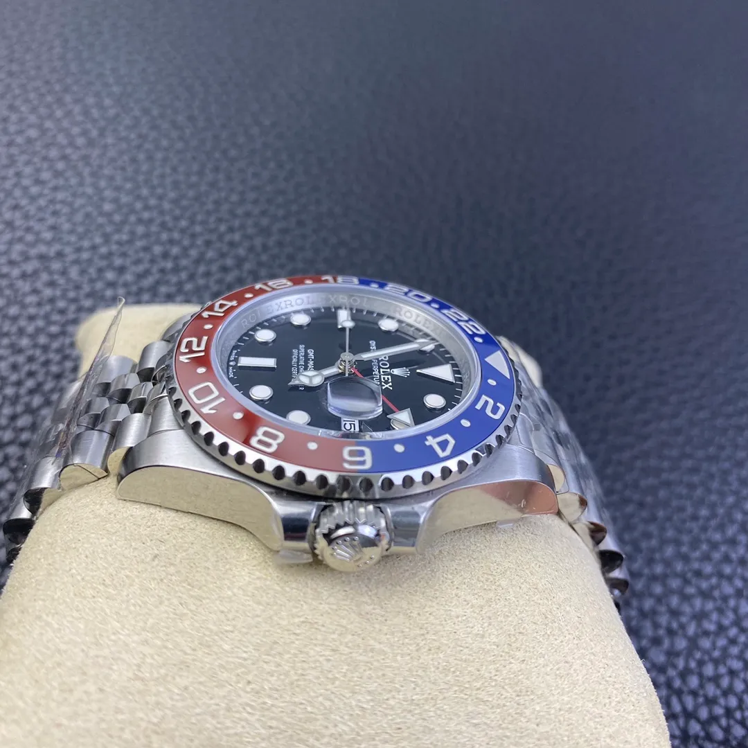 【High-end replica】💰1160! 【Customized all-in-one machine】💰1720! [Top replica] Private chat! ! ! The Rolex Greenwich [GMT-Master II] is one of Rolex's best-selling watches. It is equipped with a ceramic ring and platinum fonts. The Swiss 3285 mechanical movement has stable and reliable quality. The diameter is 40mm. It is developed one-to-one from the original.